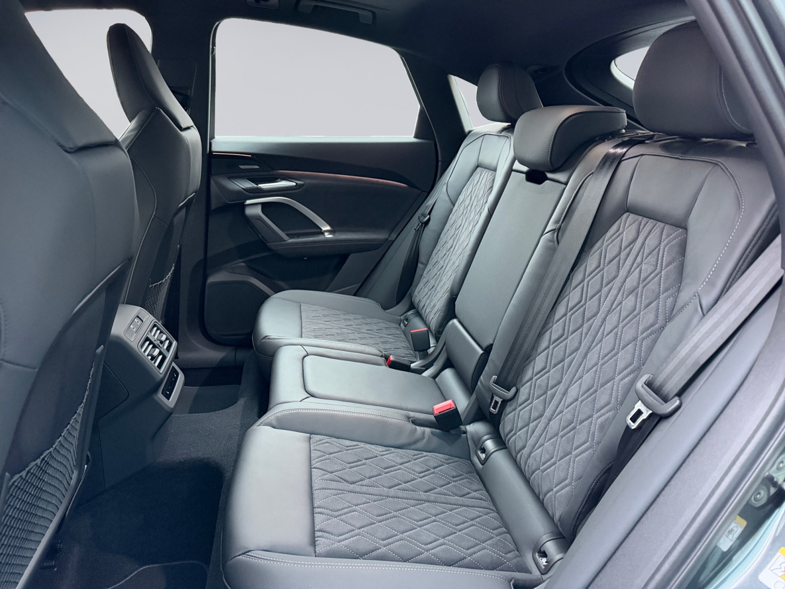 AUDI SQ5 Sportback TFSI quattro S-tronic-image-10