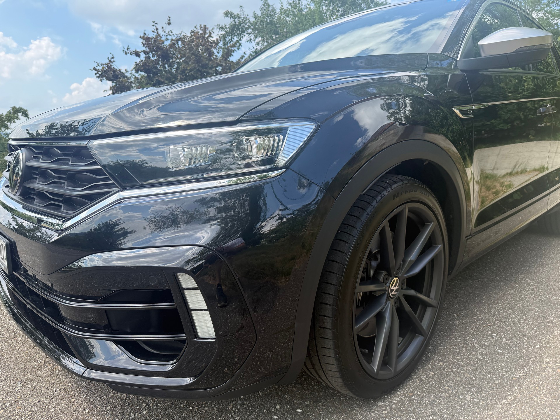 VW 2.0 TSI R DSG 4motion-image-2