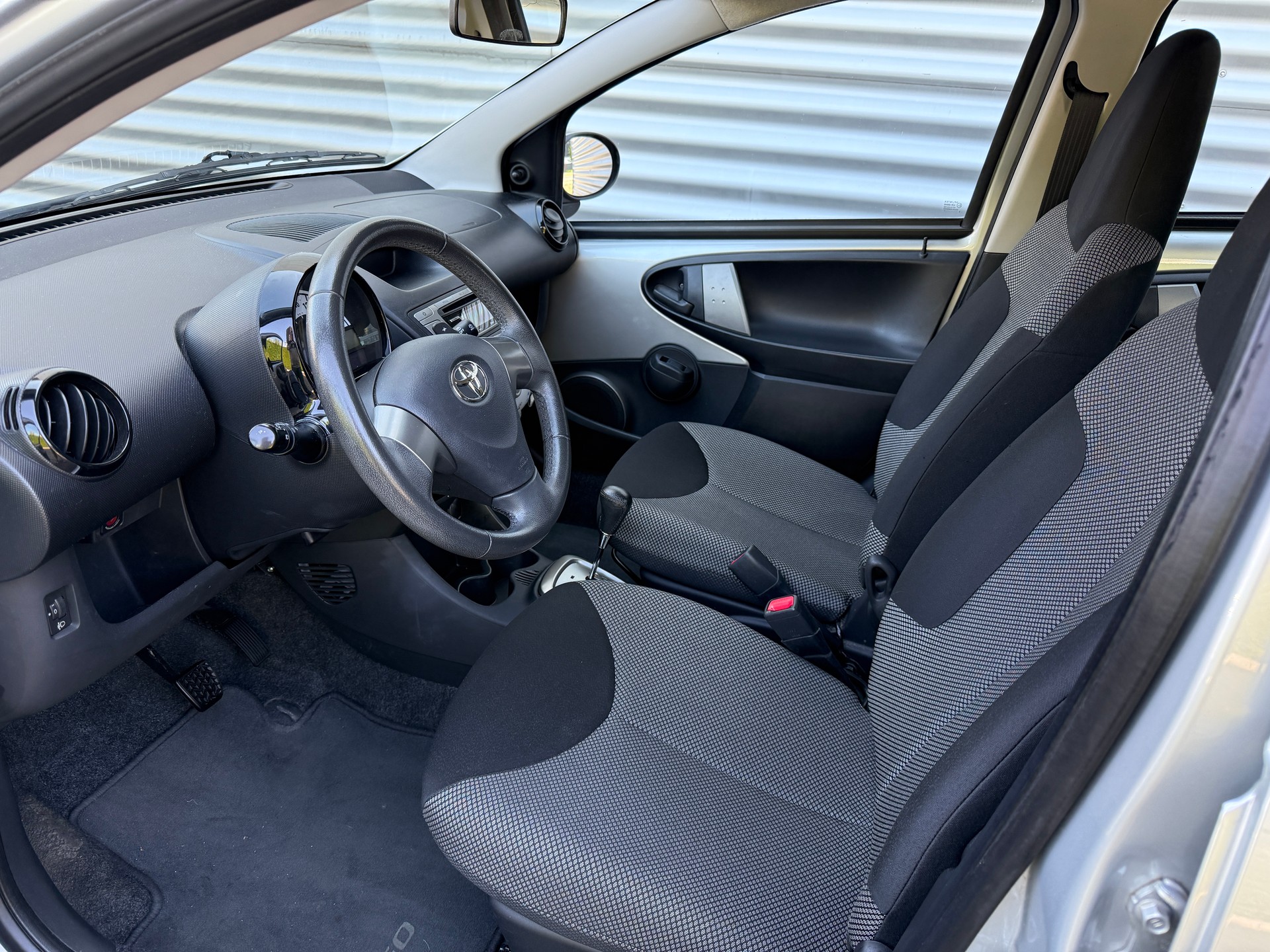 TOYOTA Aygo 1.0 VVT-i Luna Multimode-image-15