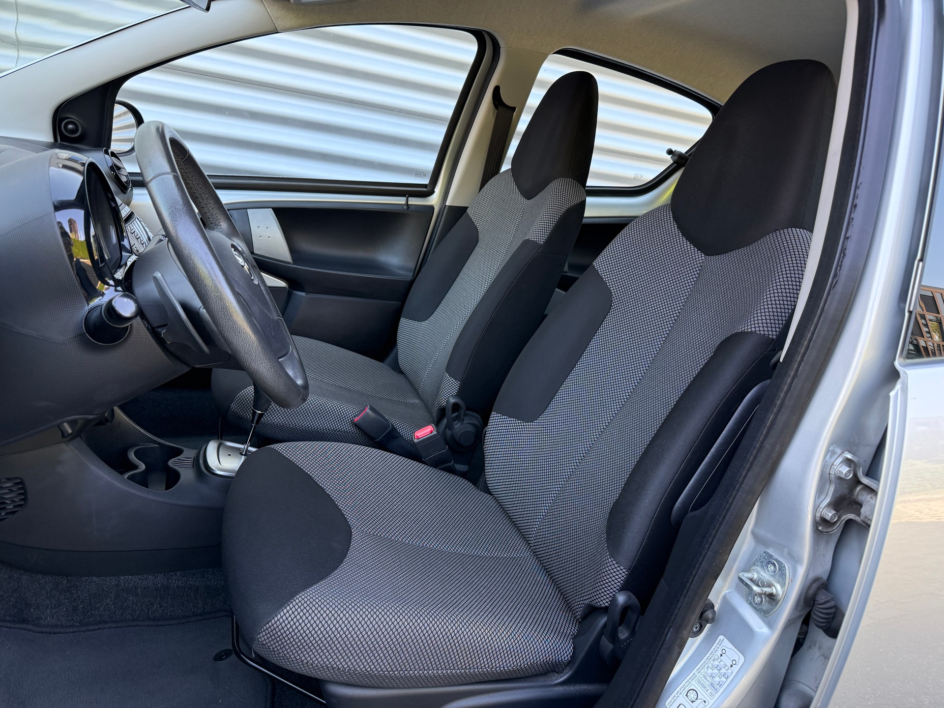 TOYOTA Aygo 1.0 VVT-i Luna Multimode-image-3