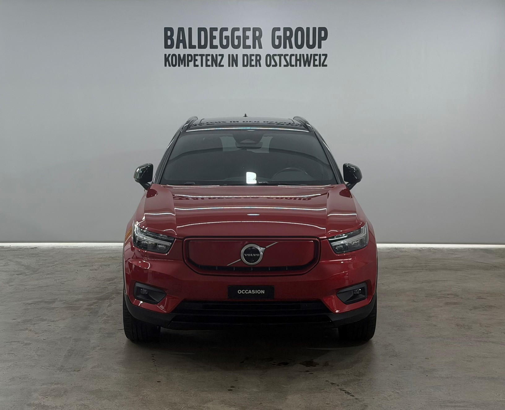 VOLVO XC40 P8 AWD Pure Electric R-Design-image-7