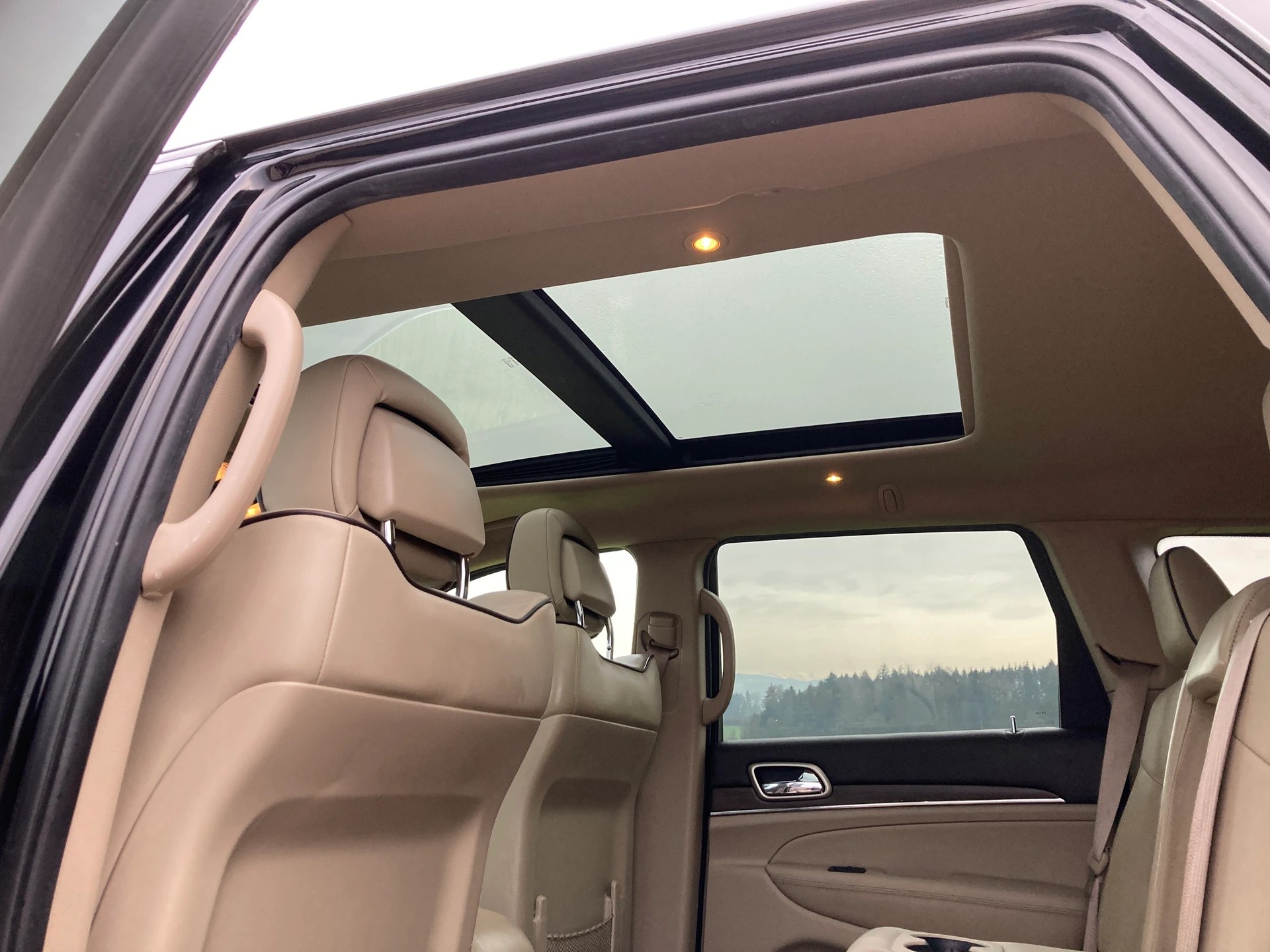 JEEP Grand Cherokee 3.0 CRD Overland Automatic-image-7