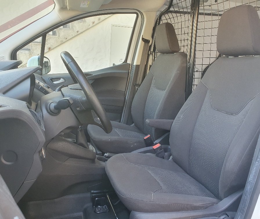 FORD Transit Courier Van 1.0 EcoBoost Trend-image-6