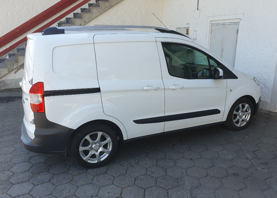 FORD Transit Courier Van 1.0 EcoBoost Trend-image-2