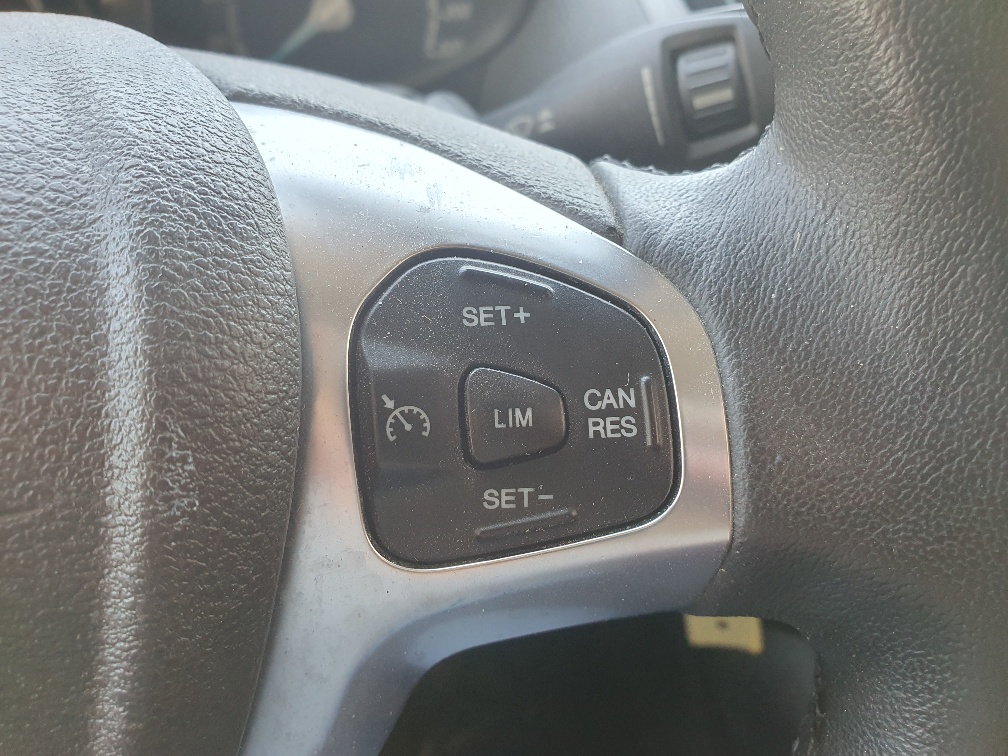 FORD Transit Courier Van 1.0 EcoBoost Trend-image-8