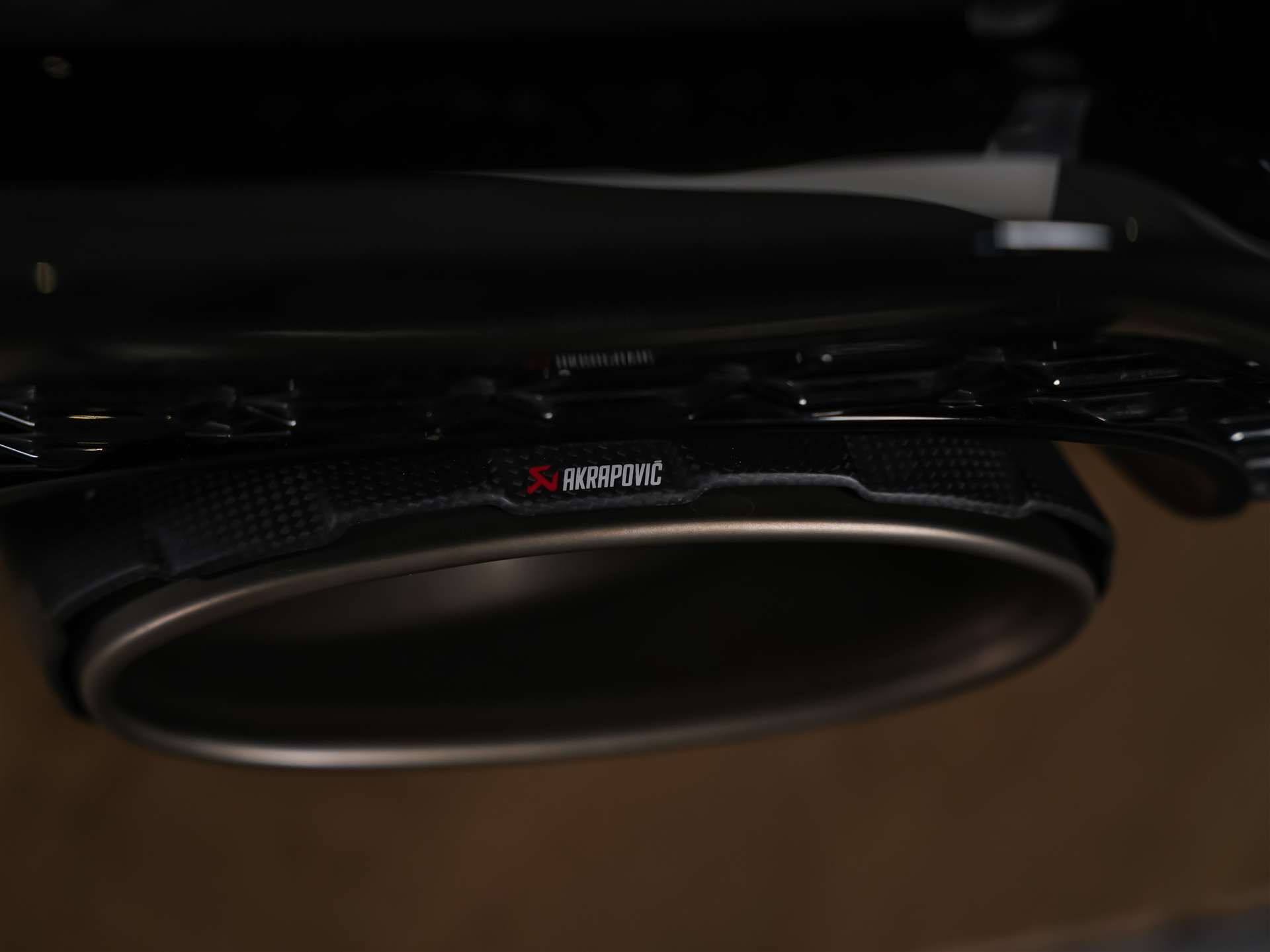 AUDI RS6 Avant 4.0 TFSI V8 quattro *Akrapovic*Allradlenkung*Standheizung*Sitzlüftung*-image-48