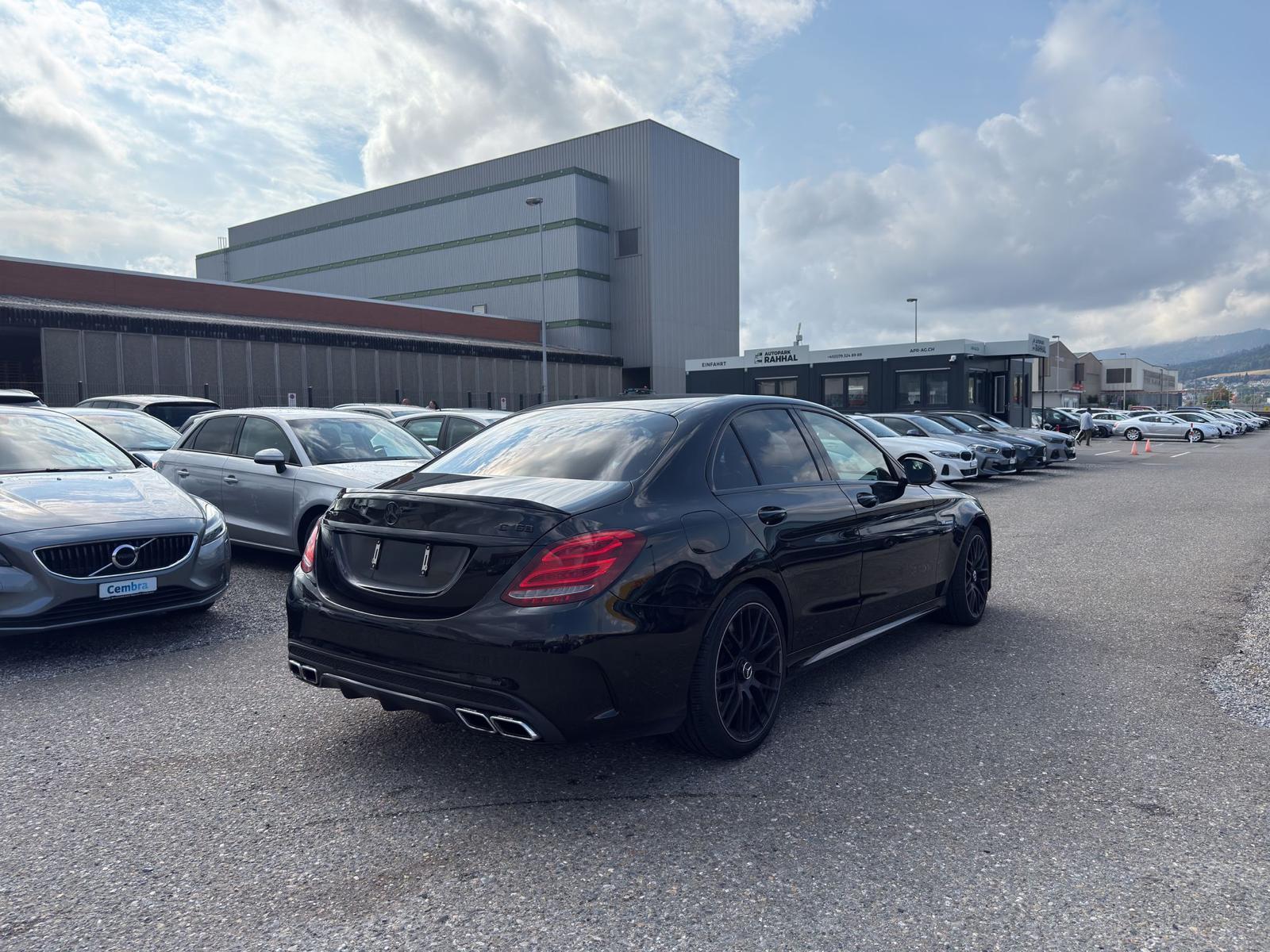 MERCEDES-BENZ C 63 AMG-image-5