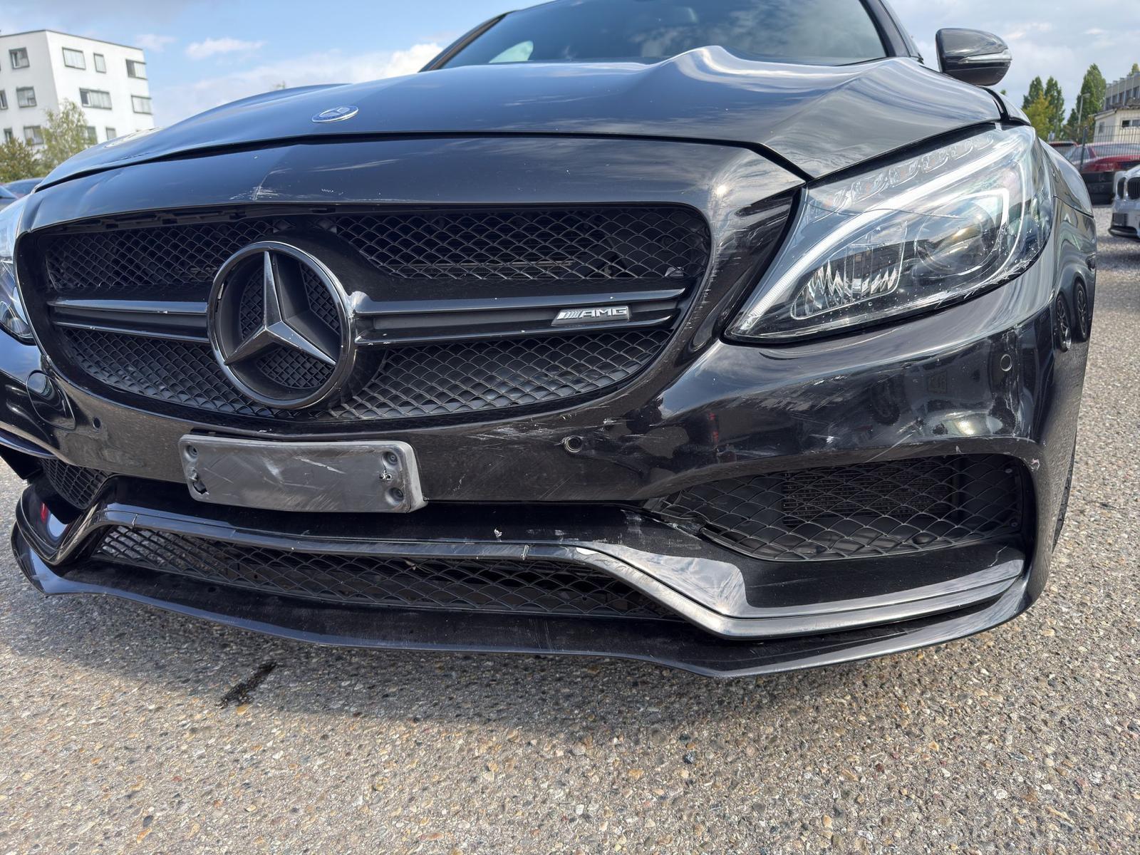 MERCEDES-BENZ C 63 AMG-image-8