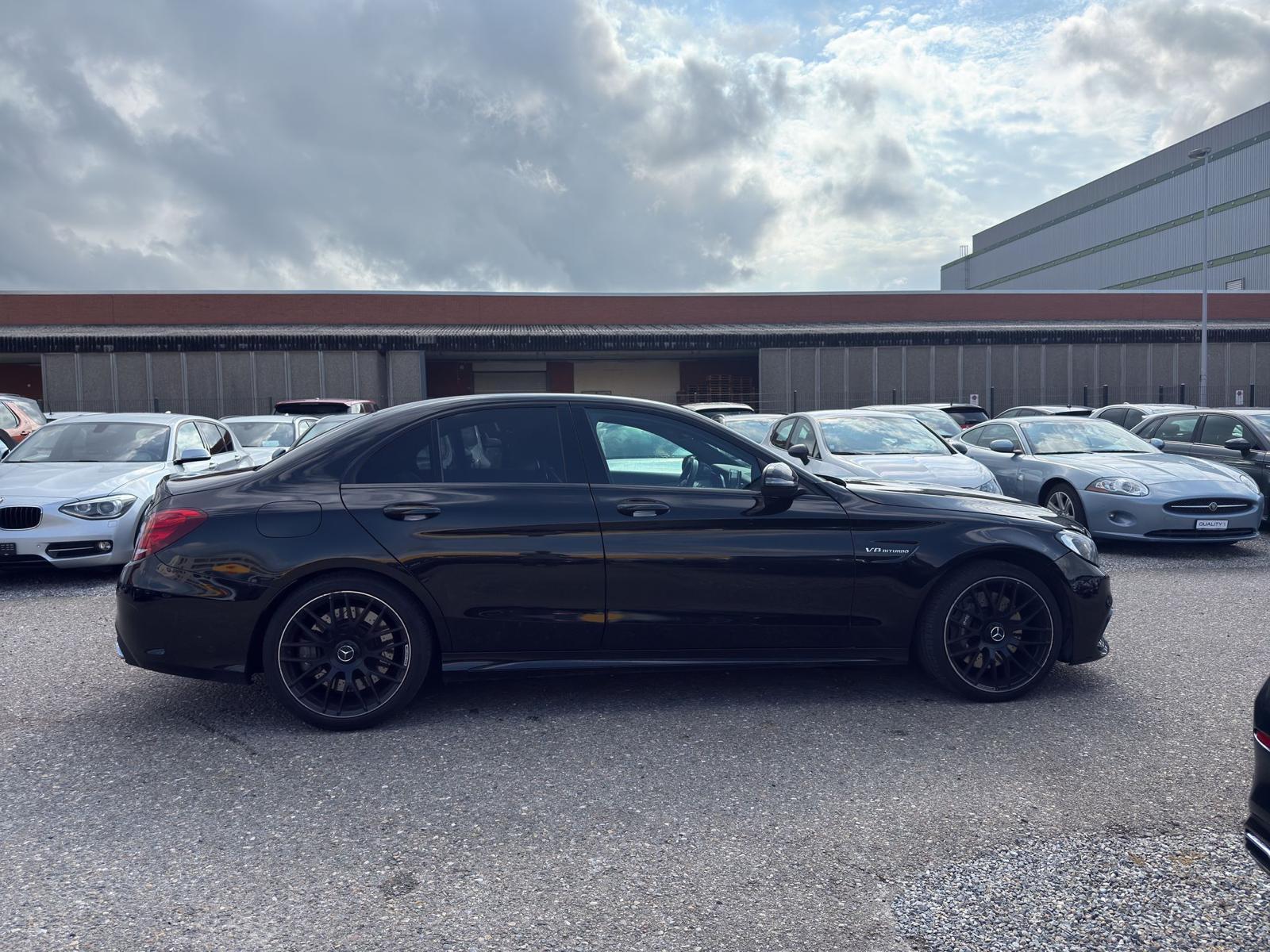 MERCEDES-BENZ C 63 AMG-image-7