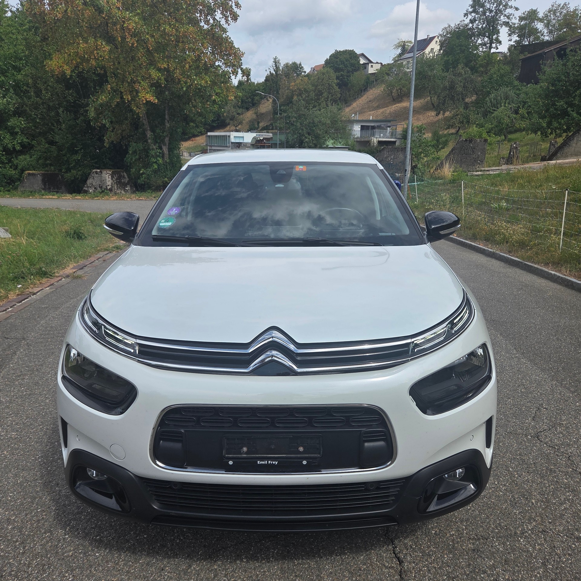 CITROEN C4 Cactus 1.2 Pure Tech Shine-image-4