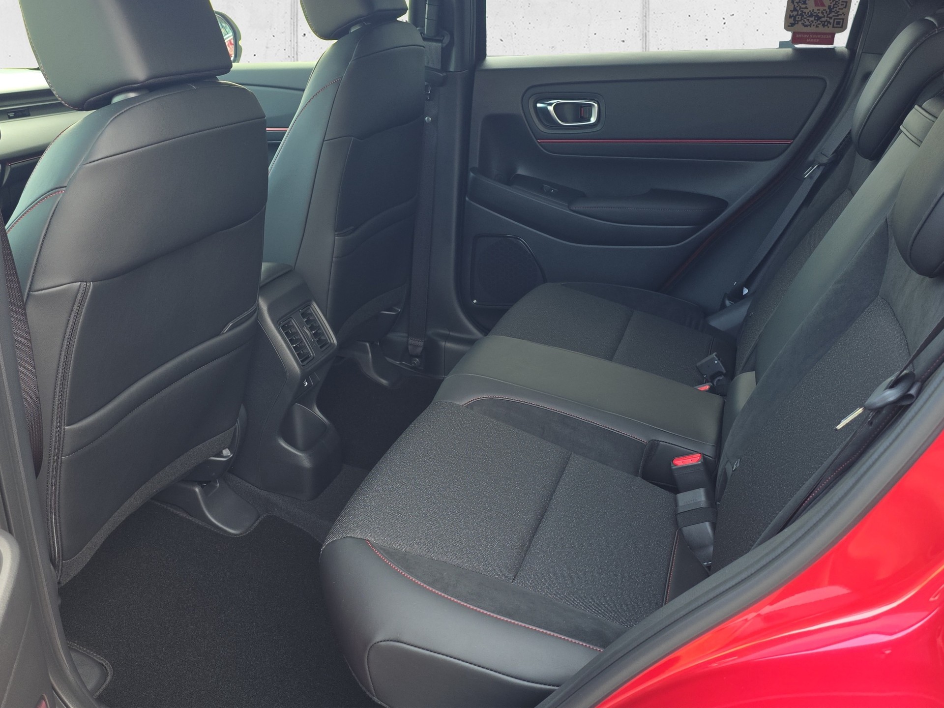 HONDA HR-V 1.5 i-MMD Advance Sport-image-12