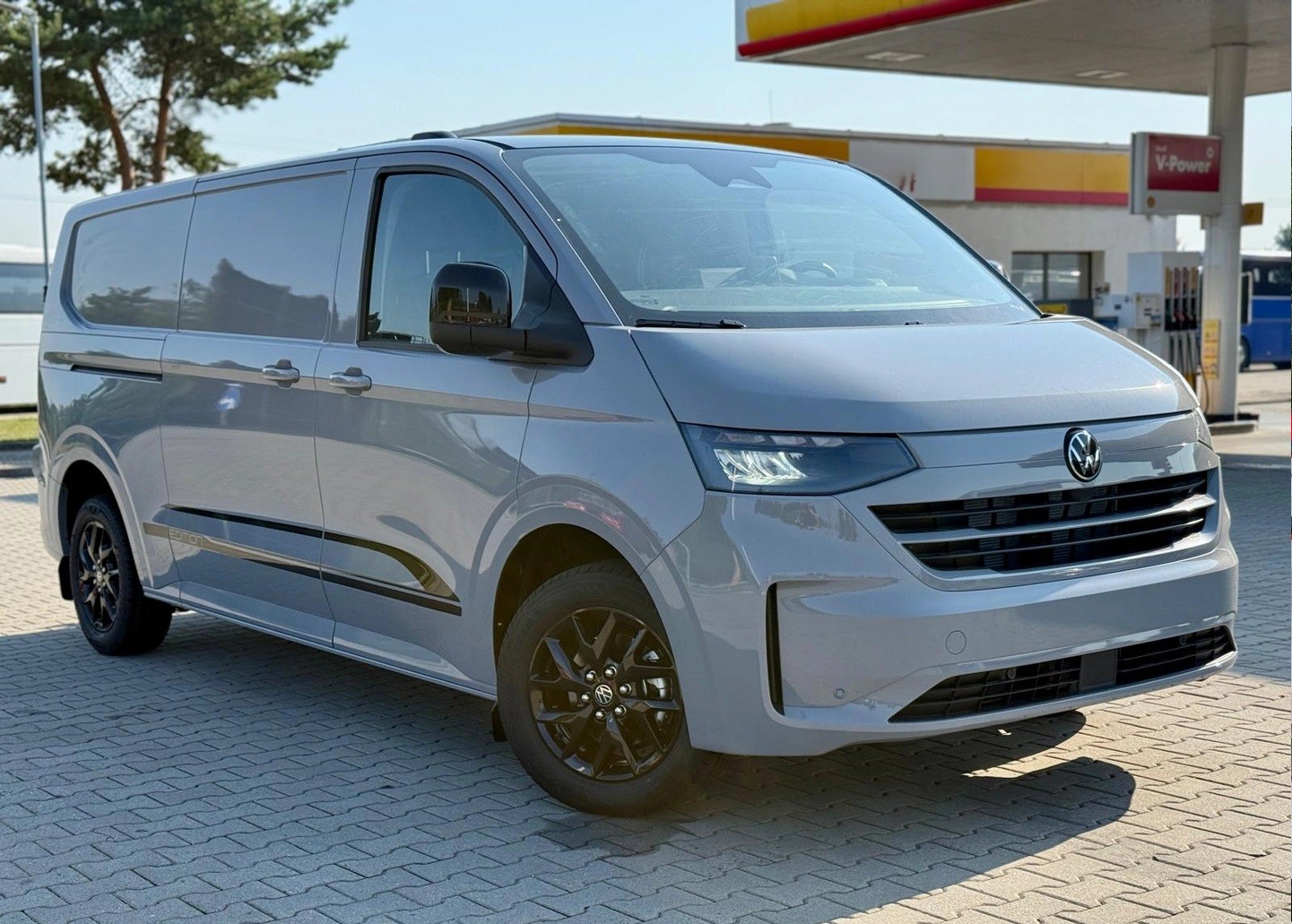 VW Transporter 2.0 TDI Pan Americana 4Motion Lang Automat-image-2
