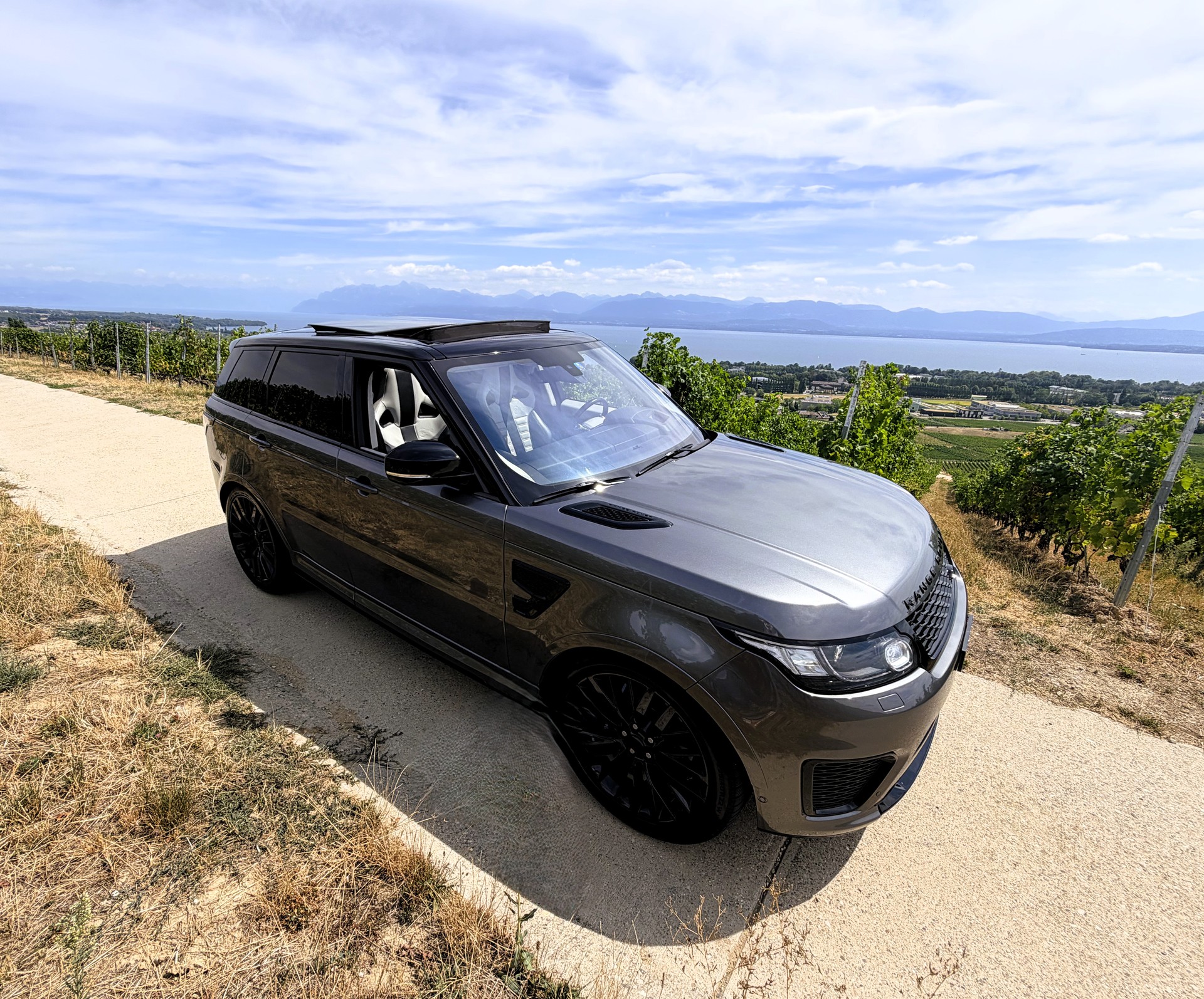 LAND ROVER Range Rover Sport 5.0 V8 SVR-image-5