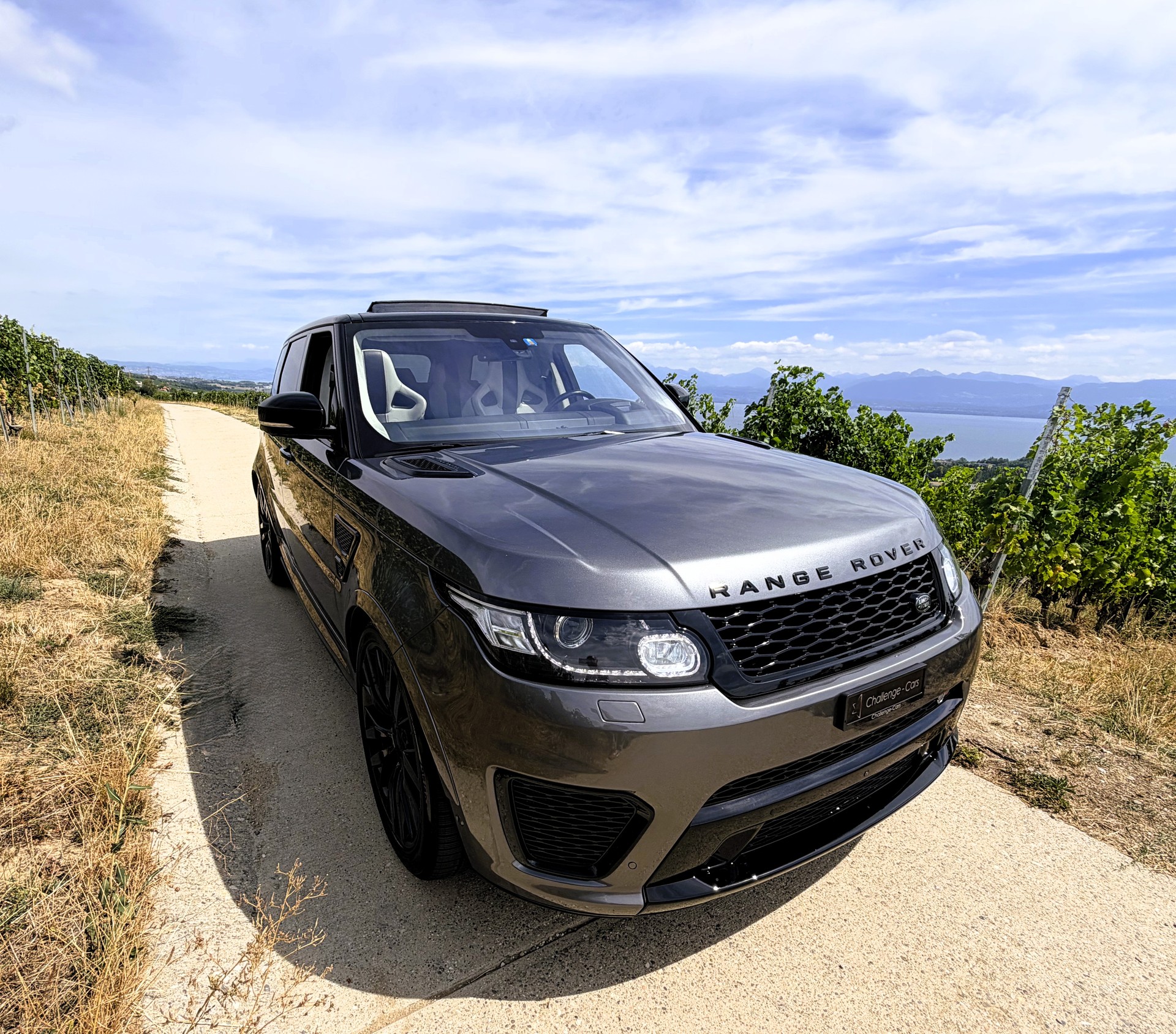LAND ROVER Range Rover Sport 5.0 V8 SVR-image-4