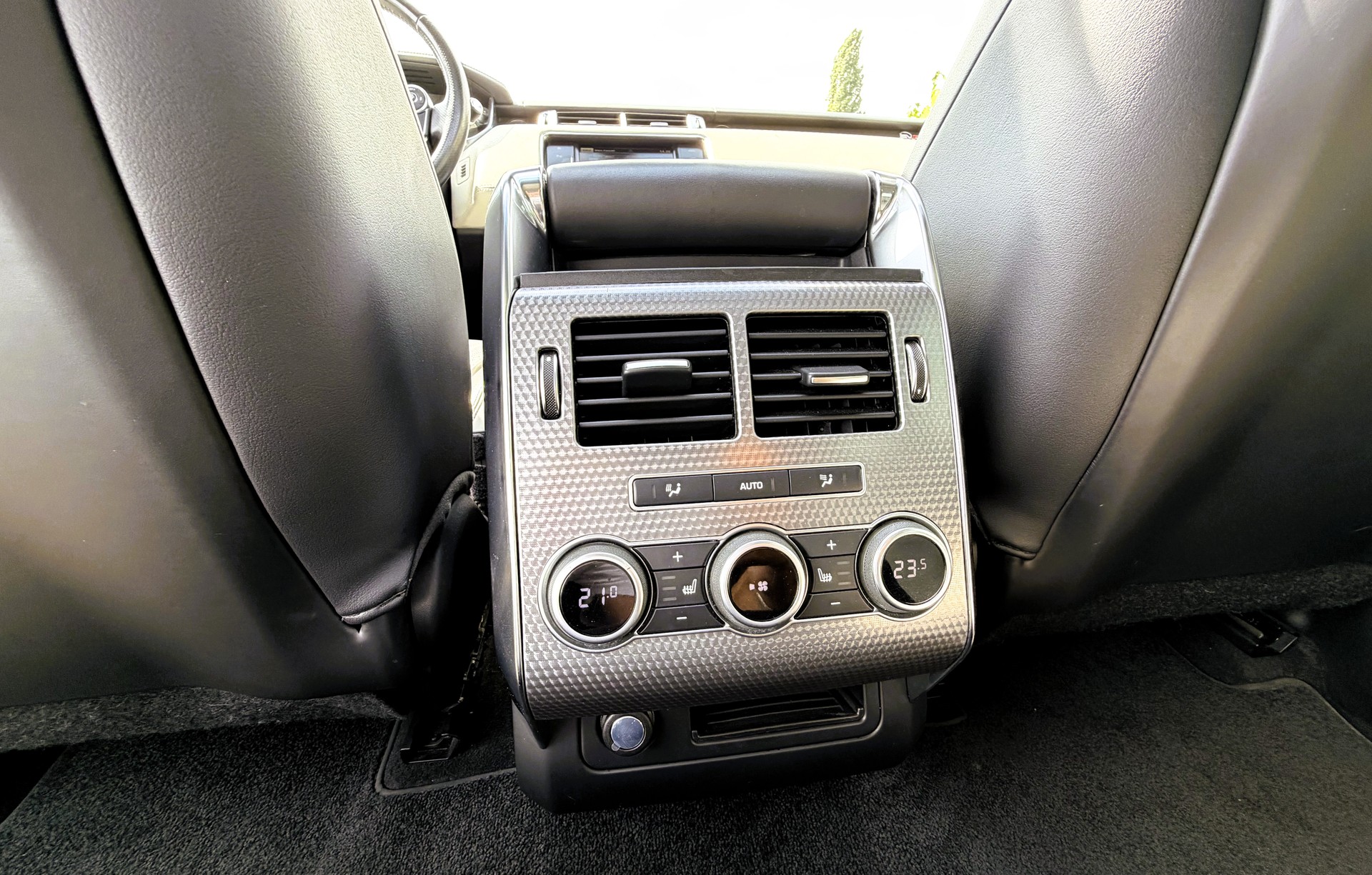 LAND ROVER Range Rover Sport 5.0 V8 SVR-image-15