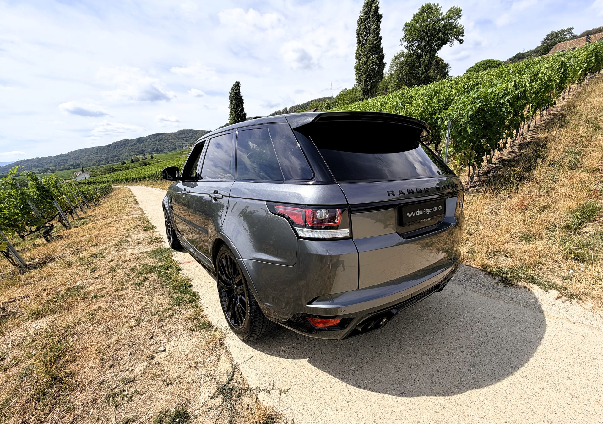 LAND ROVER Range Rover Sport 5.0 V8 SVR-image-10
