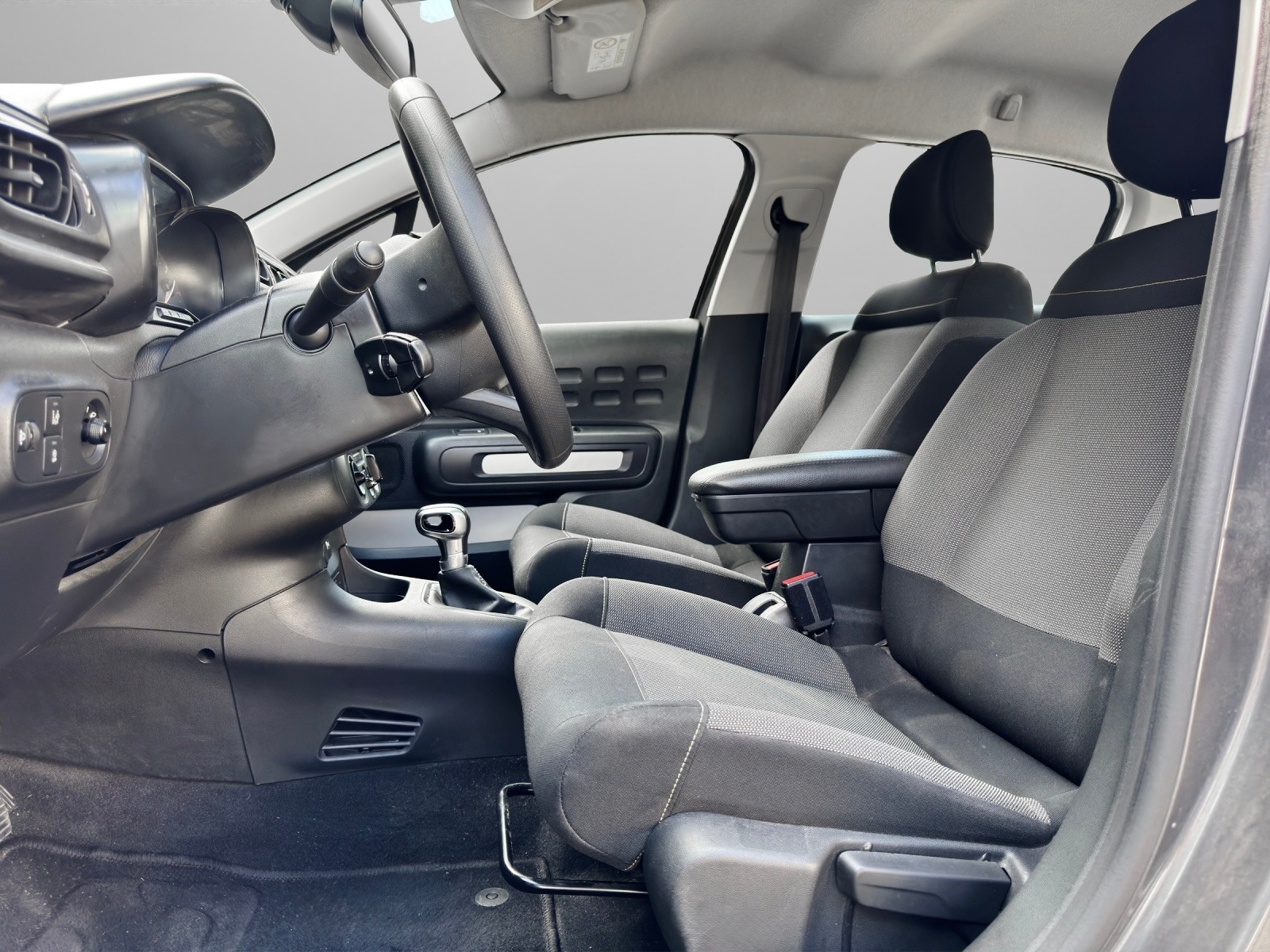 CITROEN C3 1.2i PureTech Feel EAT-image-7