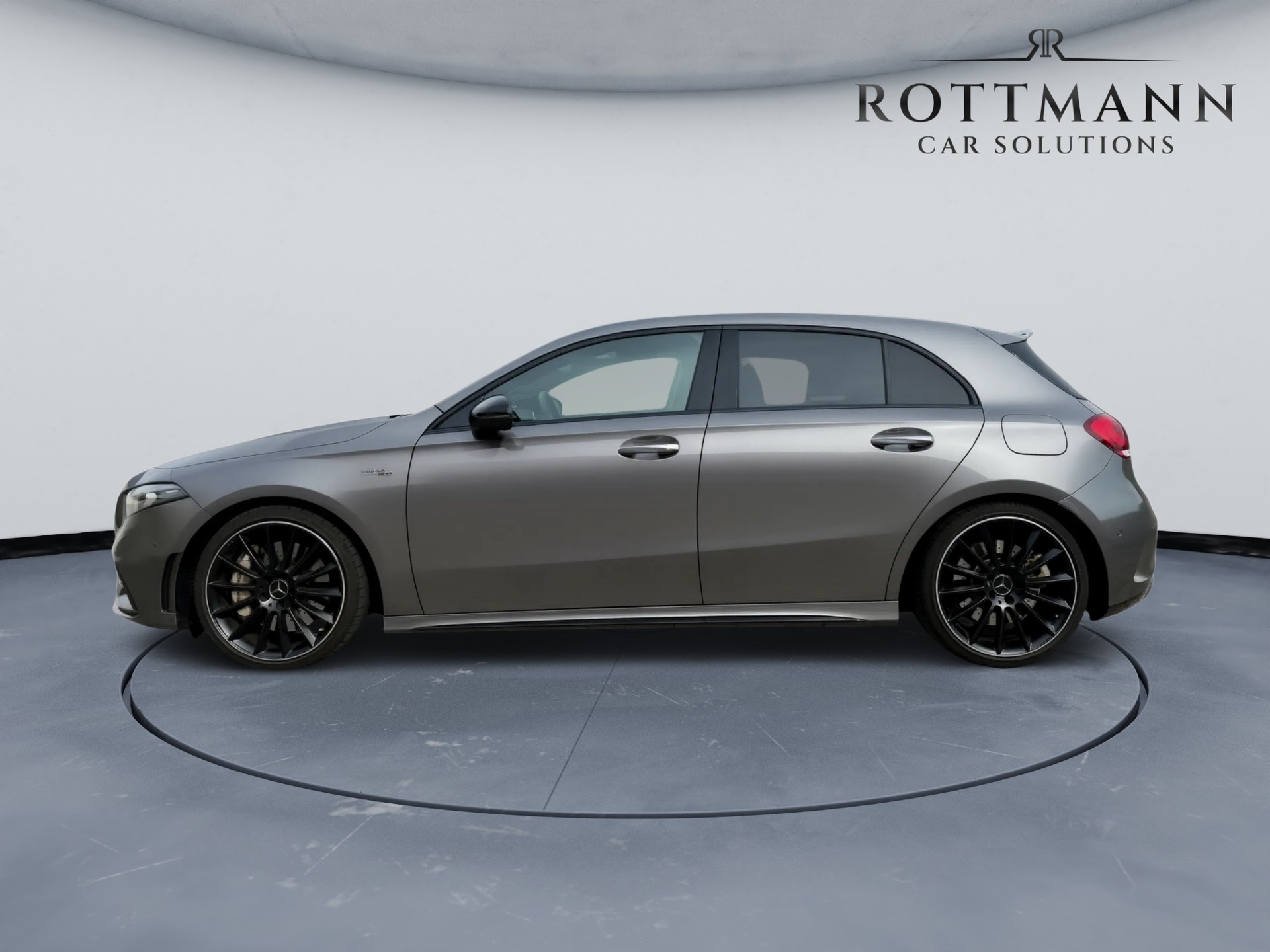 MERCEDES-BENZ A 35 AMG 4Matic Speedshift-image-0