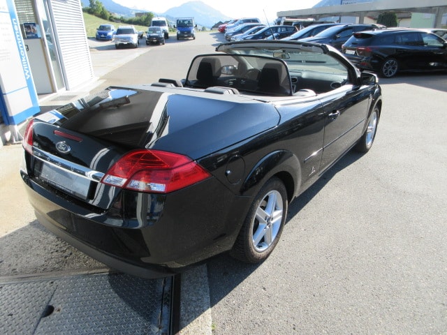 FORD Focus Coupé-Cabrio 1.6i 16V Ambiente-image-8