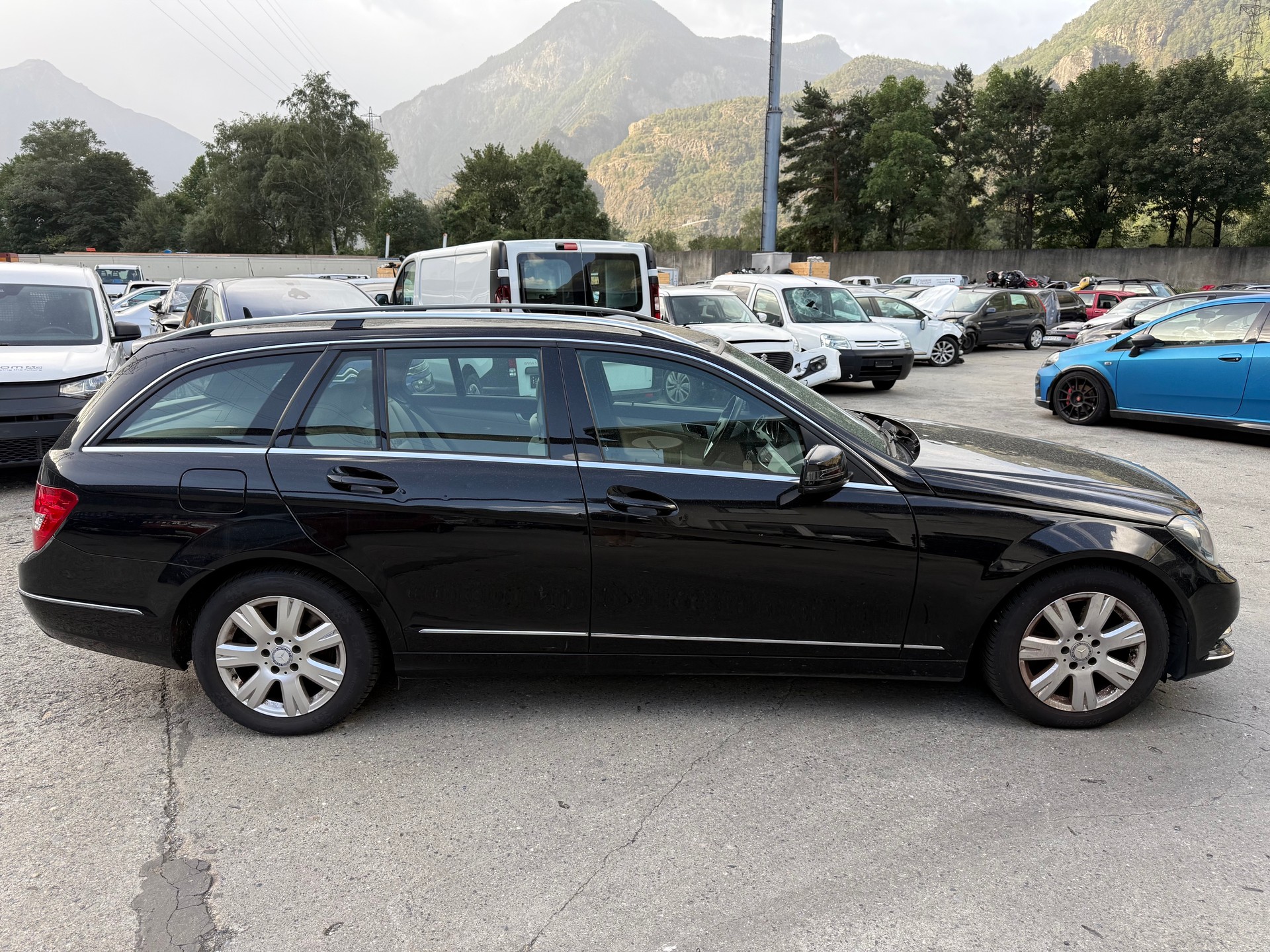 MERCEDES-BENZ C 250 CDI Avantgarde 4Matic 7G-Tronic-image-4