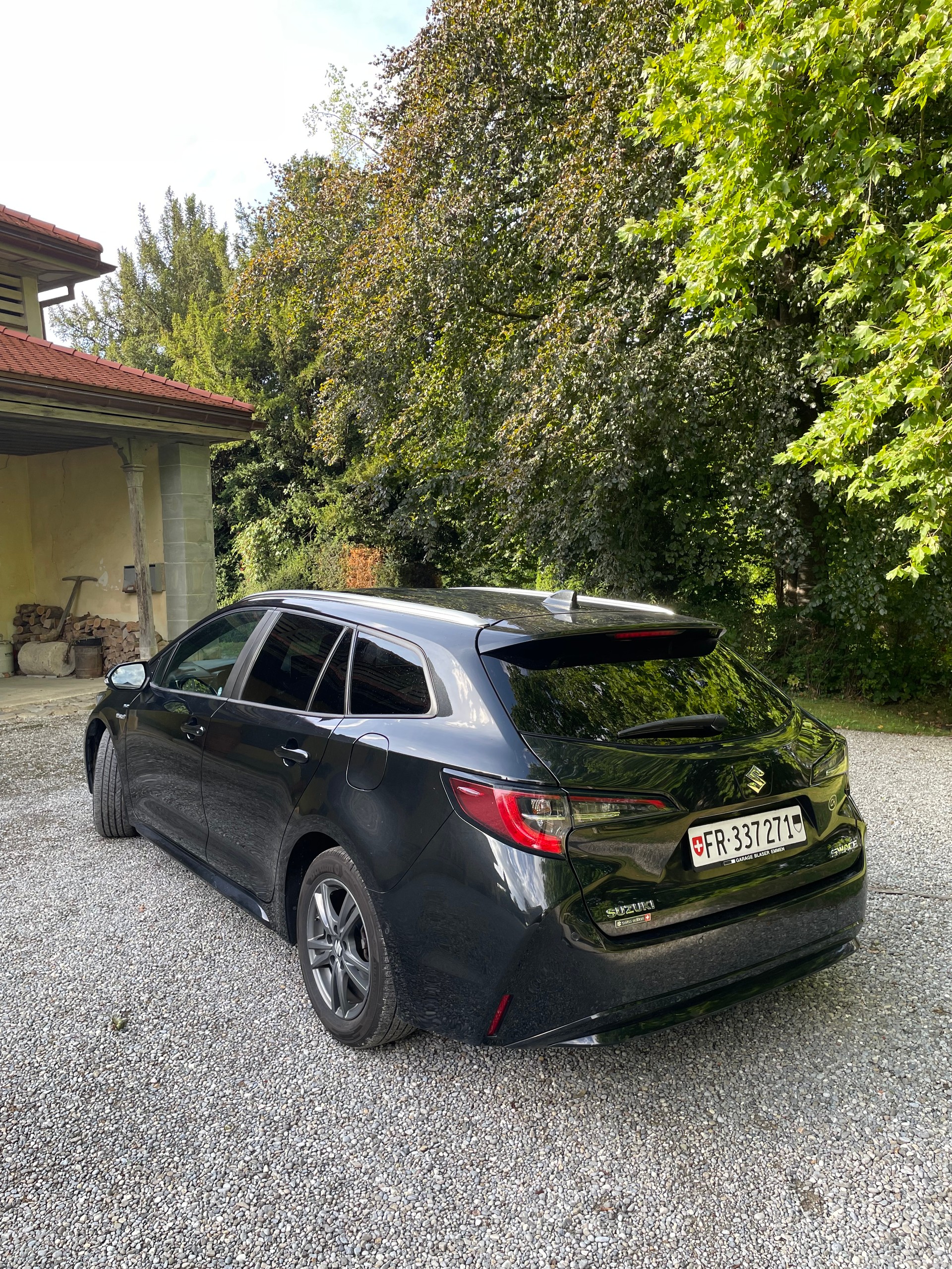 SUZUKI 1.8 Compact+ Hybrid-image-3