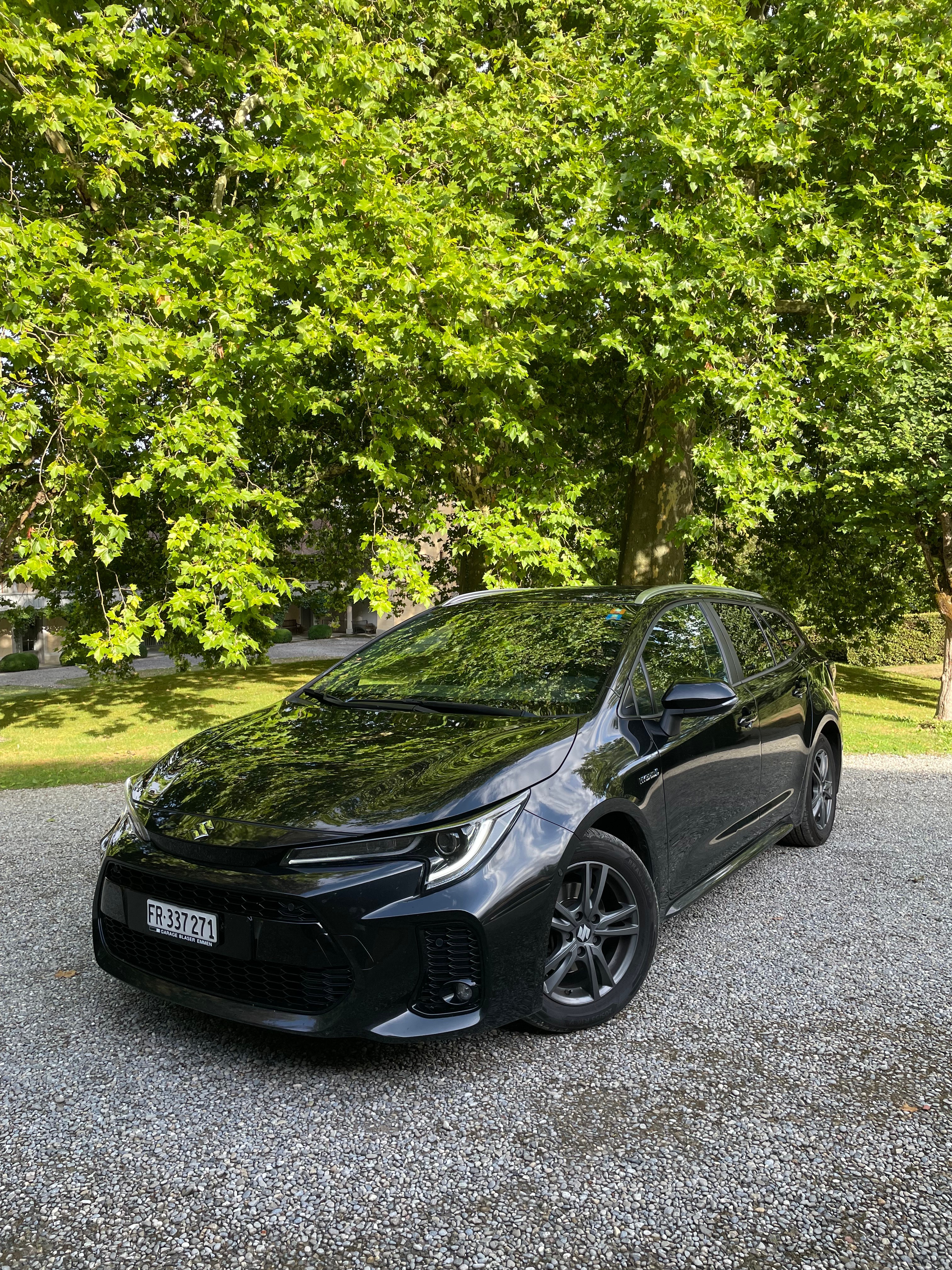 Car photo