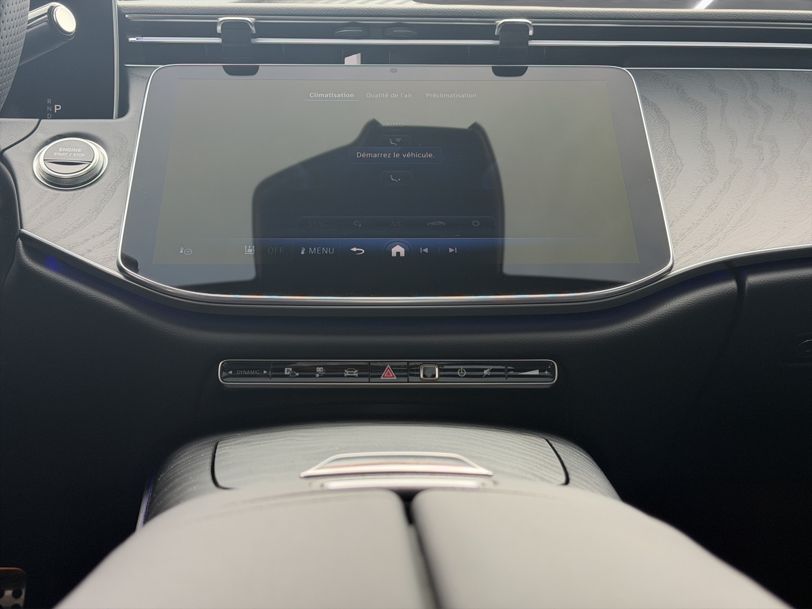 MERCEDES-BENZ E 400 e 4Matic EQ Hybrid 9G-Tronic-image-11