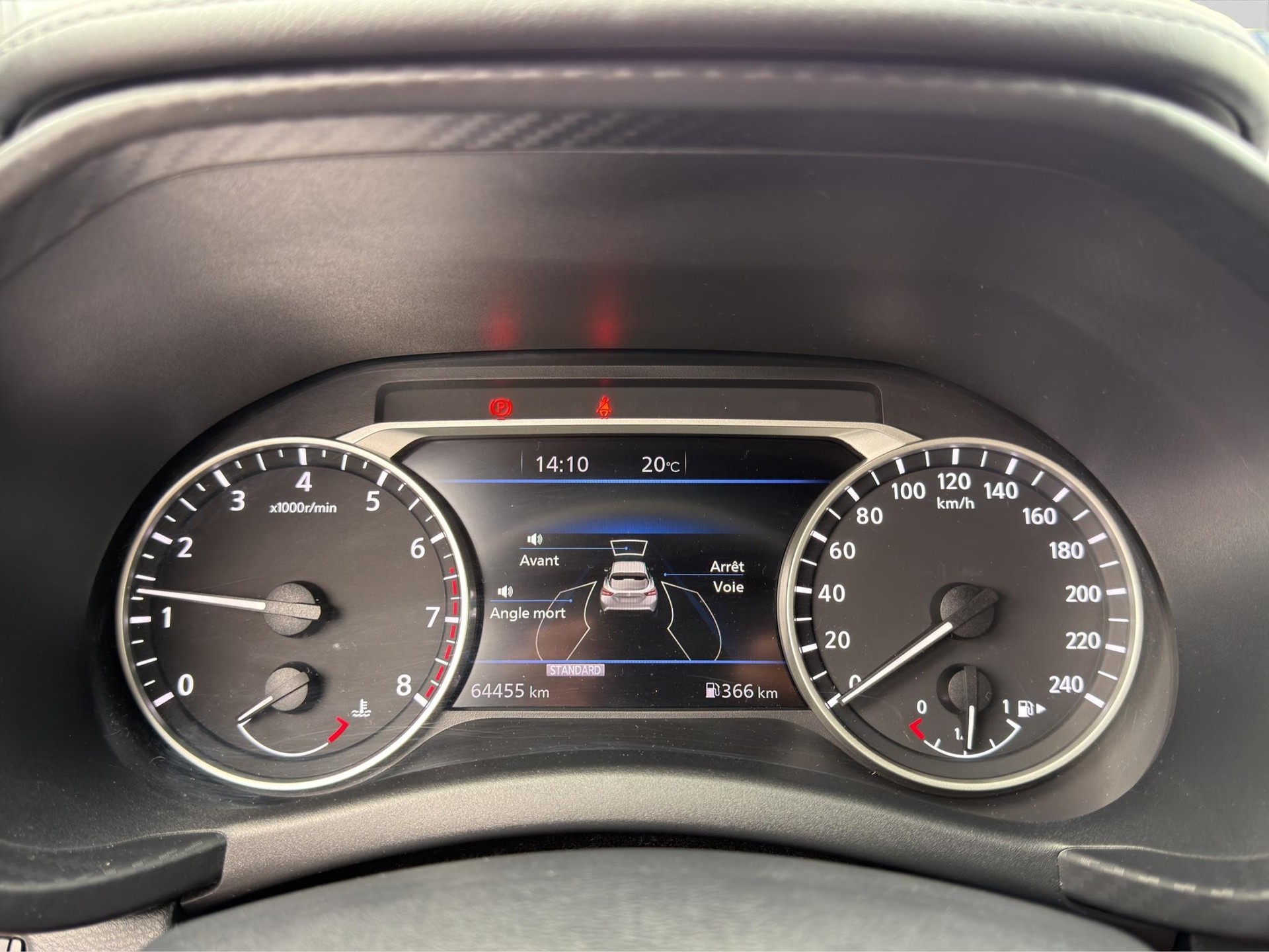 NISSAN Juke 1.0 DIG-T Tekna-image-3