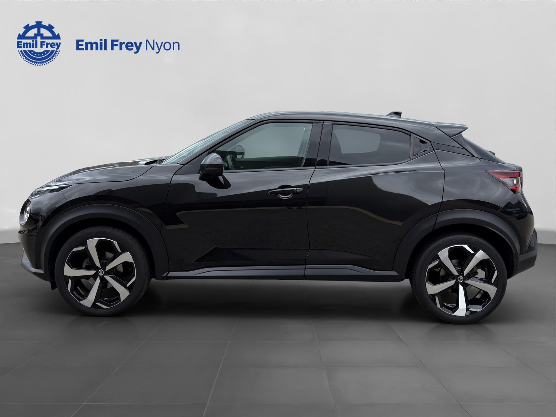 NISSAN Juke 1.0 DIG-T Tekna-image-2