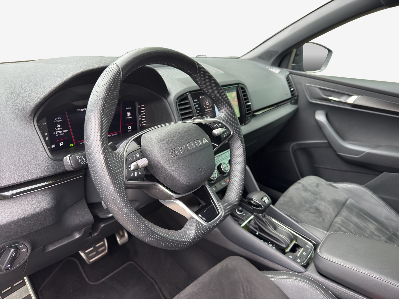 SKODA Karoq 2.0 TSI SportLine 4x4 DSG-image-13