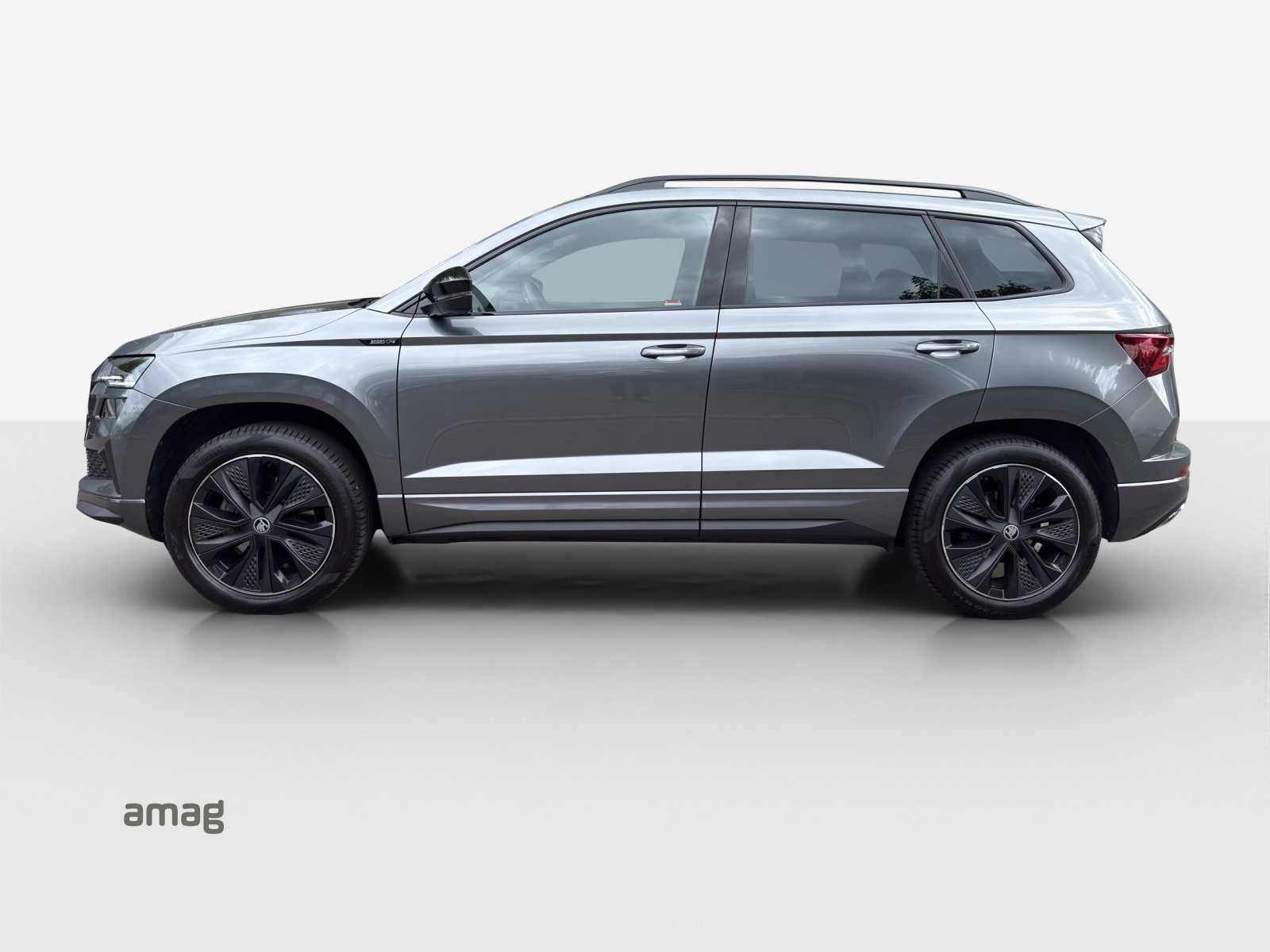 SKODA Karoq 2.0 TSI SportLine 4x4 DSG-image-1
