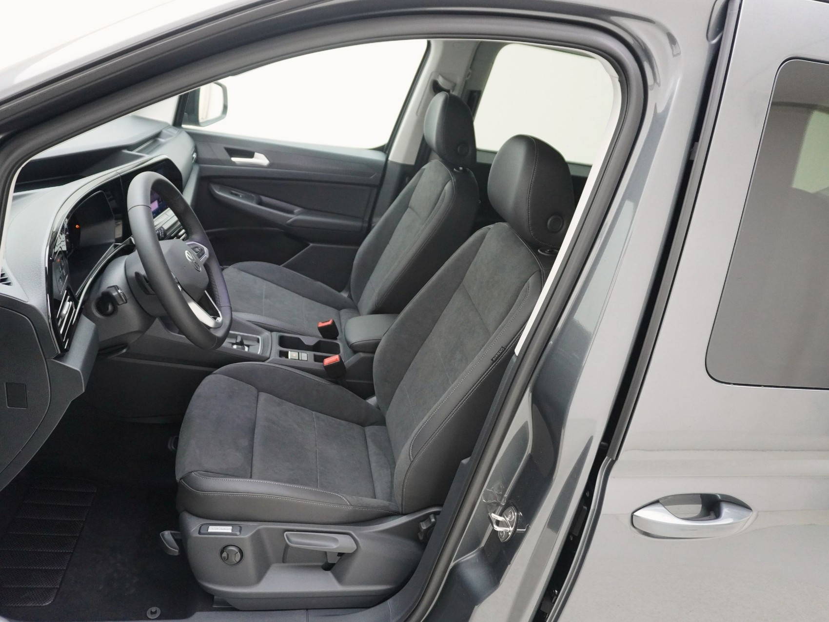 VW Caddy Maxi 1.5 TSI Plug-in-Hybrid Style DSG-image-12