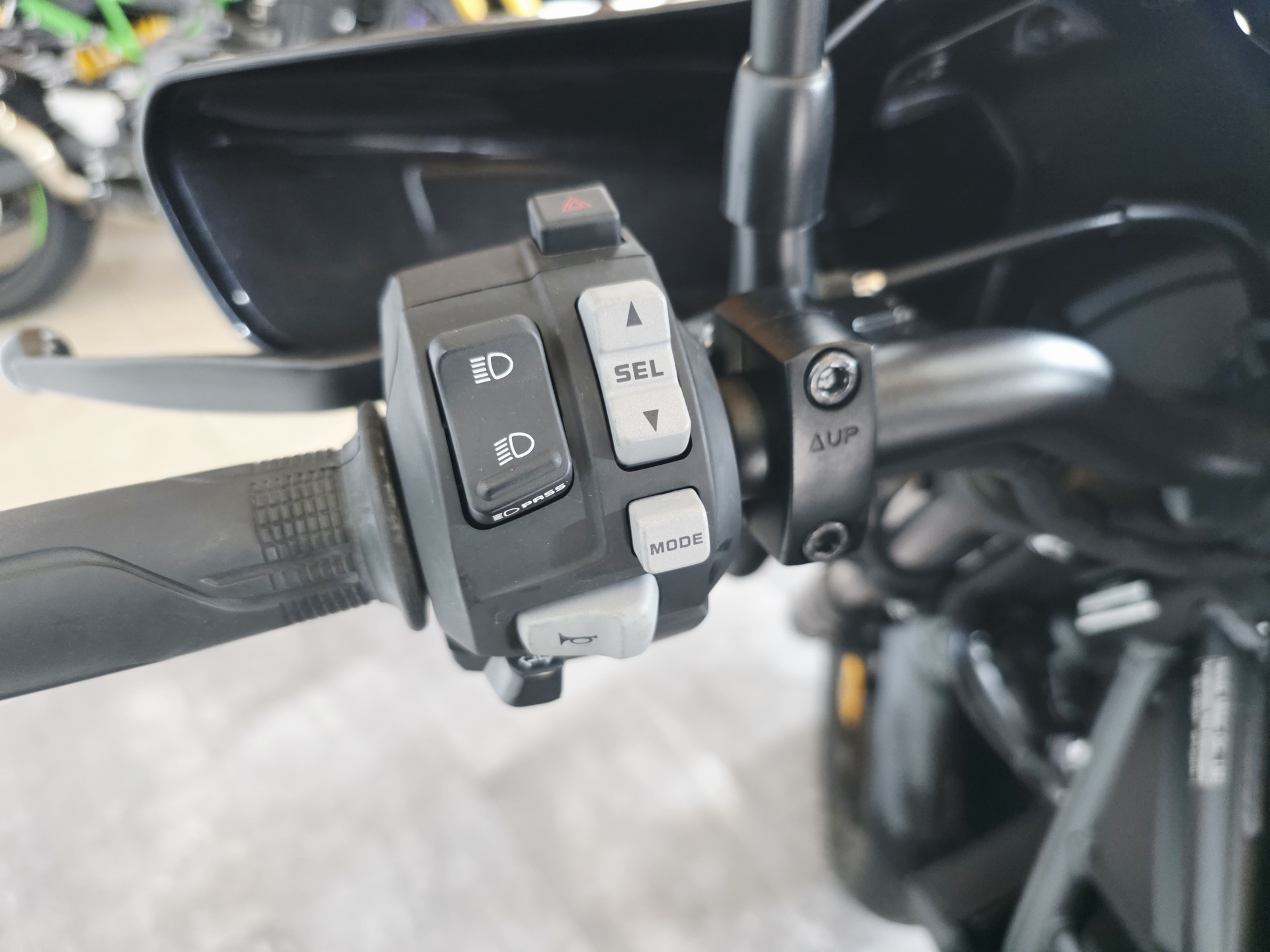 HONDA CMX 1100 Rebel Touring-showroom-element-3
