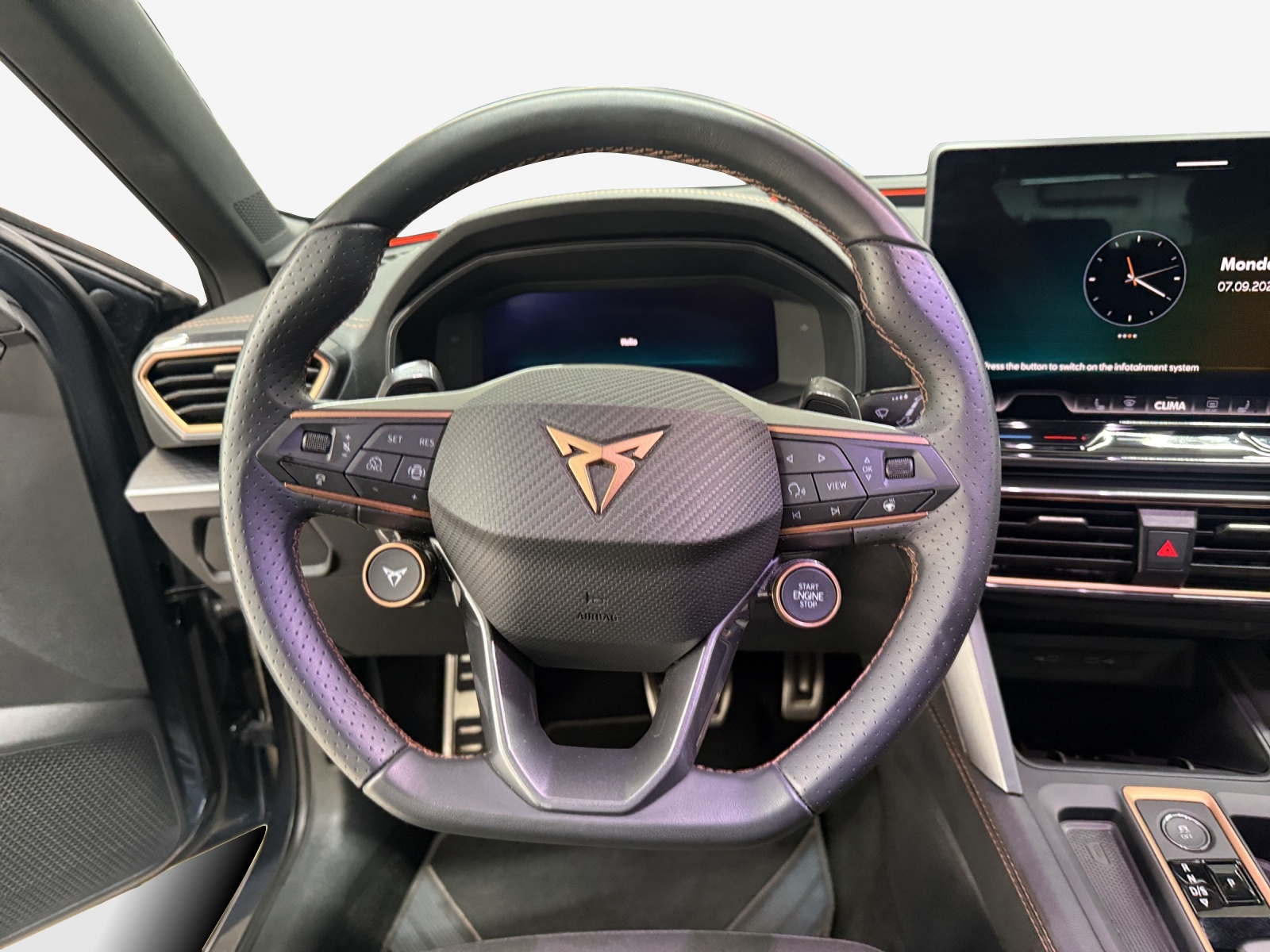CUPRA LEON ST 1.5 eTSI DSG-image-9