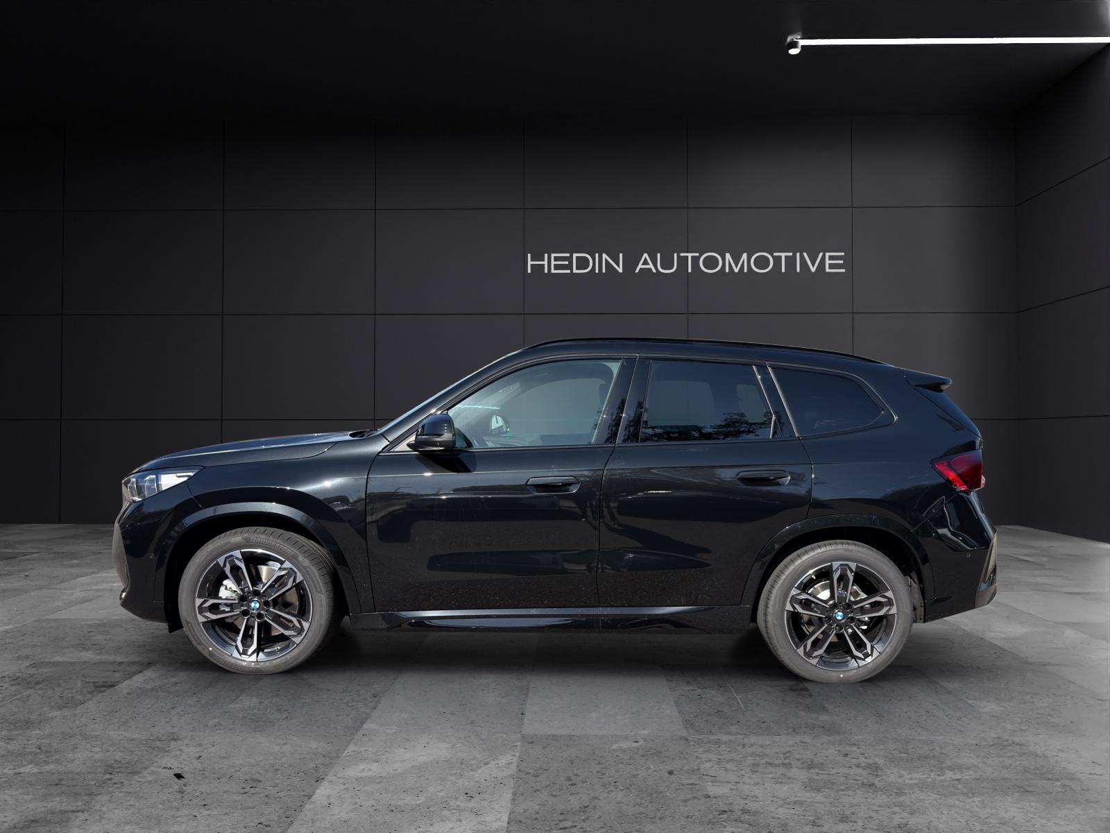 BMW X1 U11 23i xDrive paddles-image-3