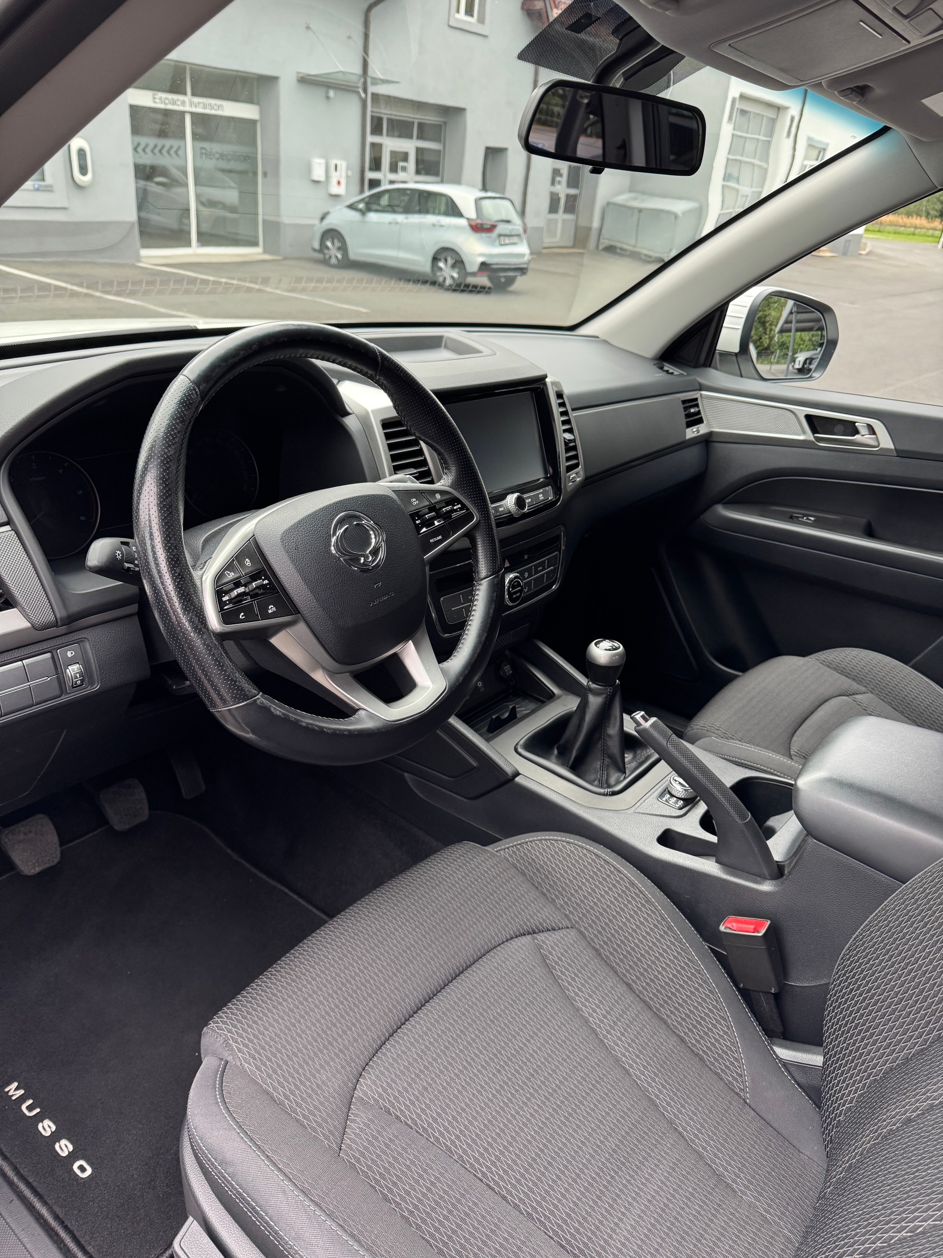 KGM-SsangYong Musso 2.2 Quartz 4WD-image-7