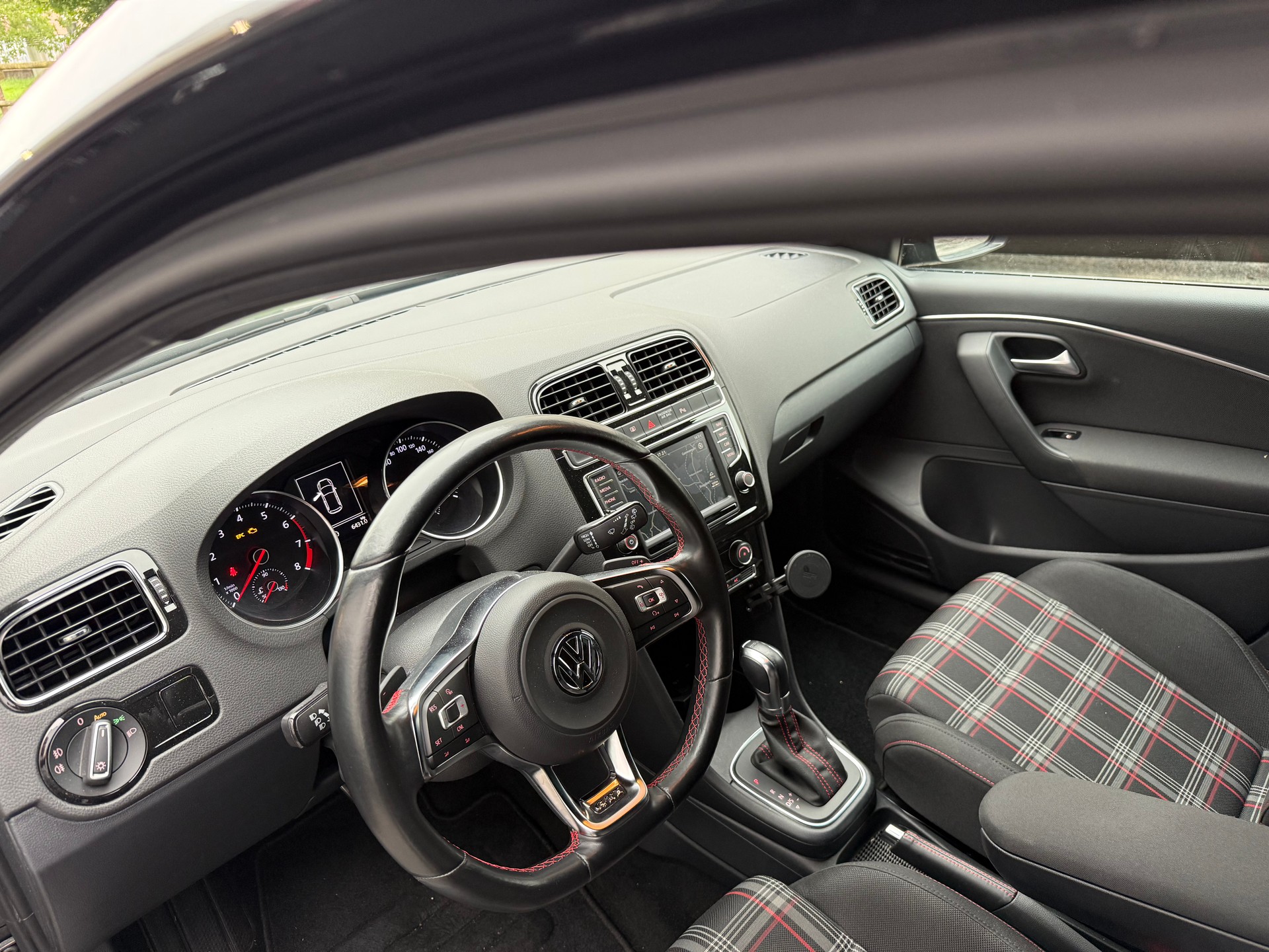 VW Polo 1.8 TSI GTI DSG-image-7