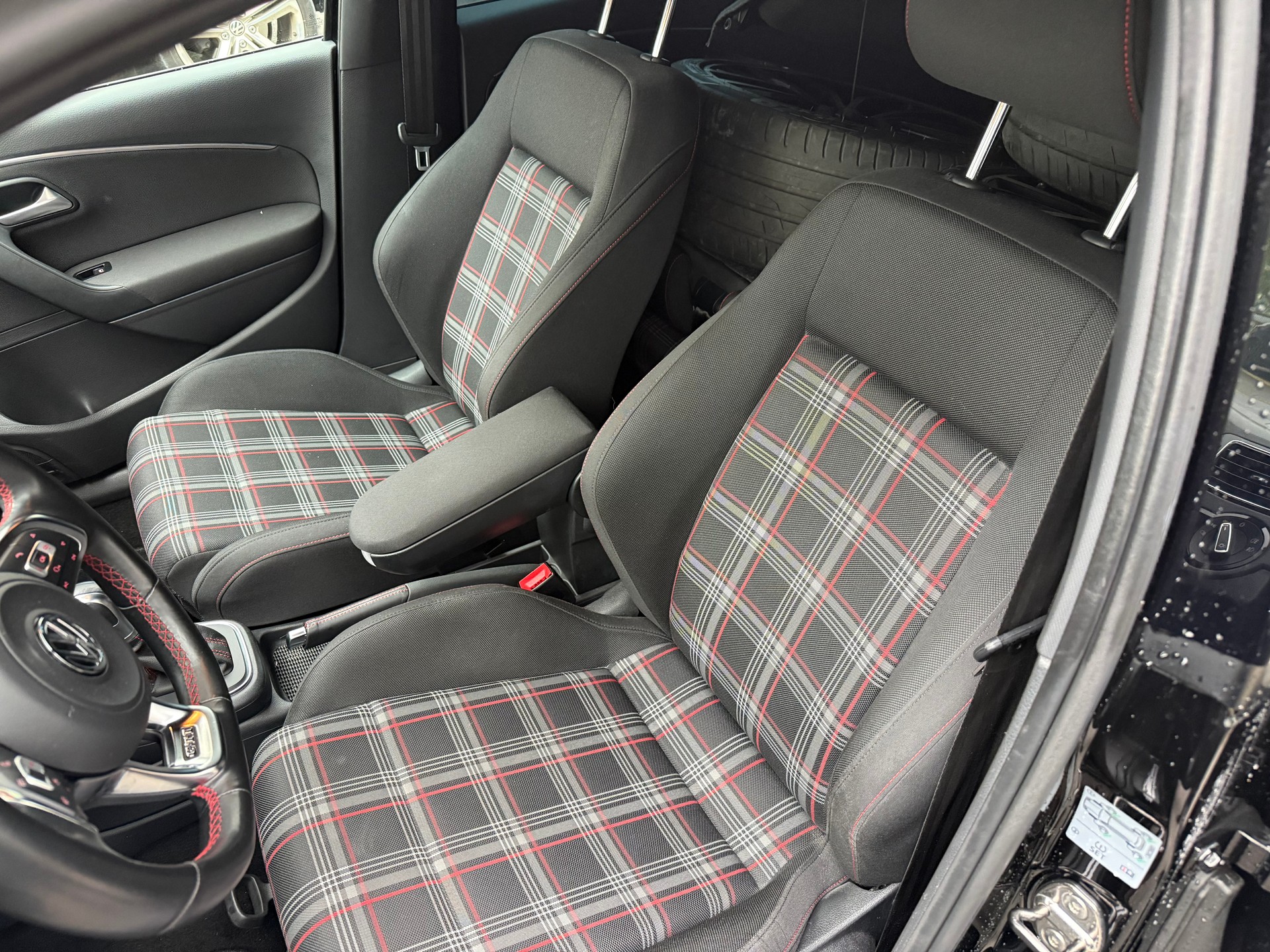 VW Polo 1.8 TSI GTI DSG-image-10