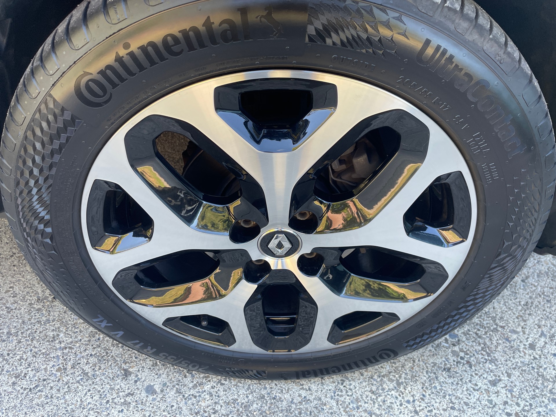 RENAULT Captur 1.2 T 16V Intens-image-11