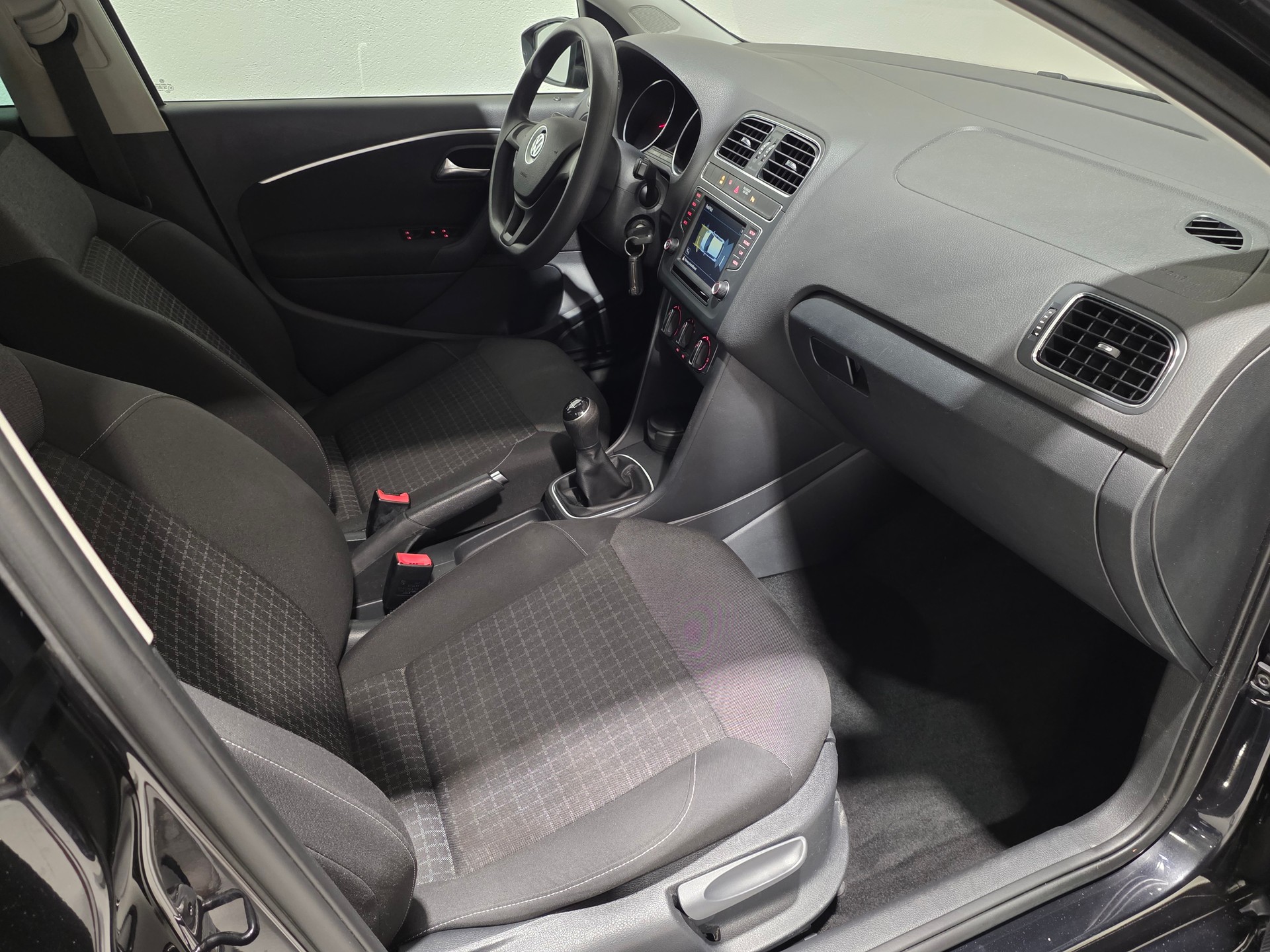 VW Polo 1.2 TSI BMT Comfortline-image-14