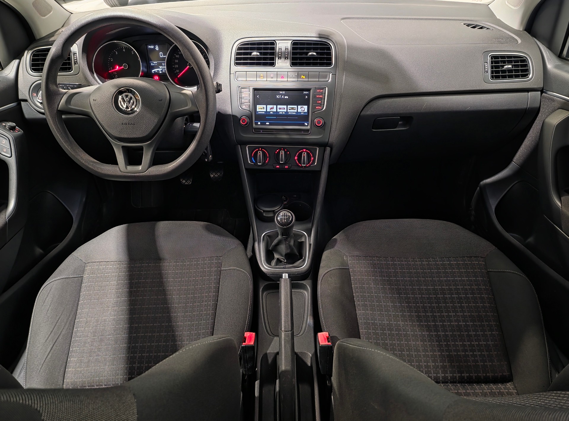 VW Polo 1.2 TSI BMT Comfortline-image-4