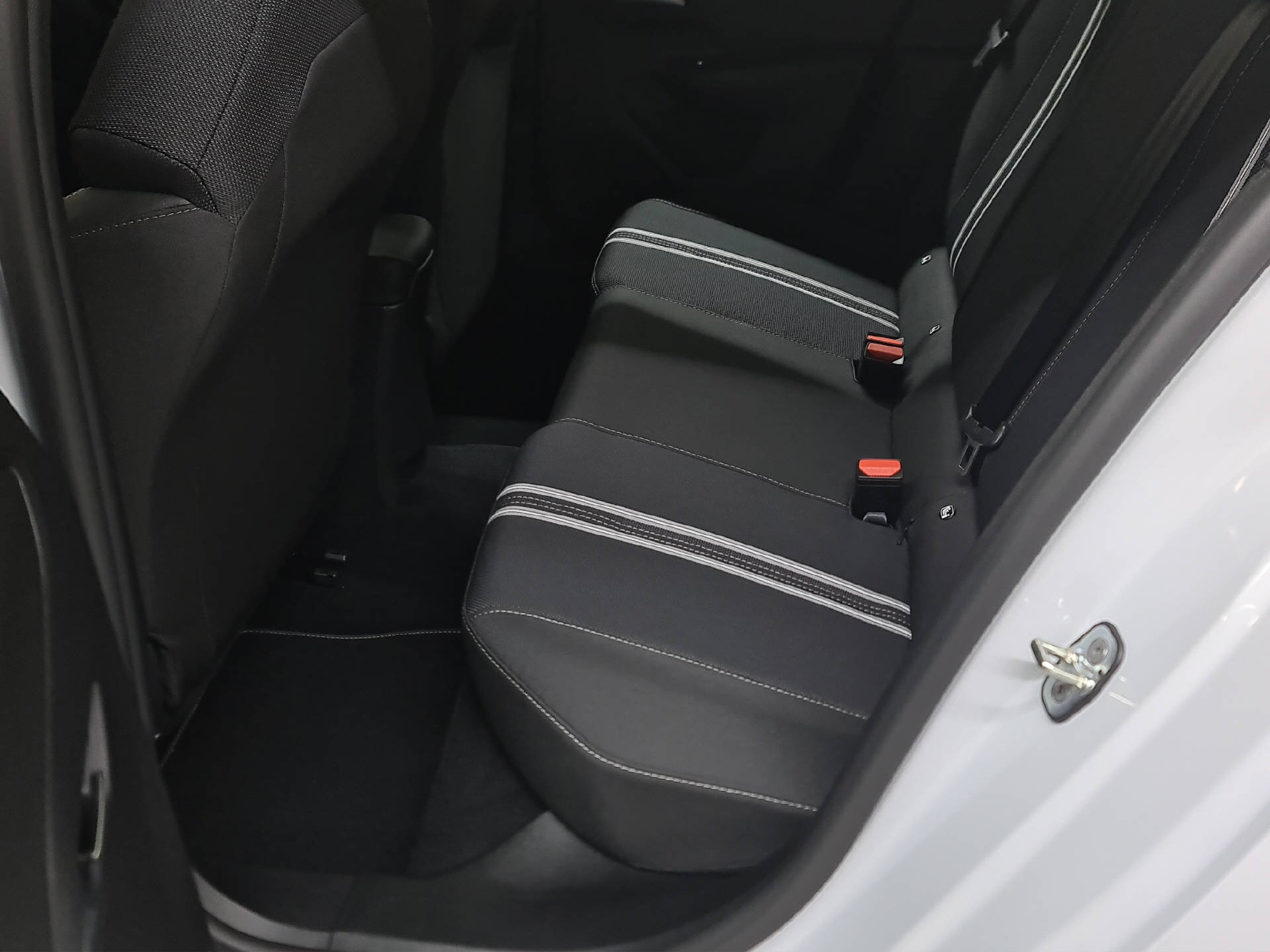 OPEL Corsa-e Viva-image-9