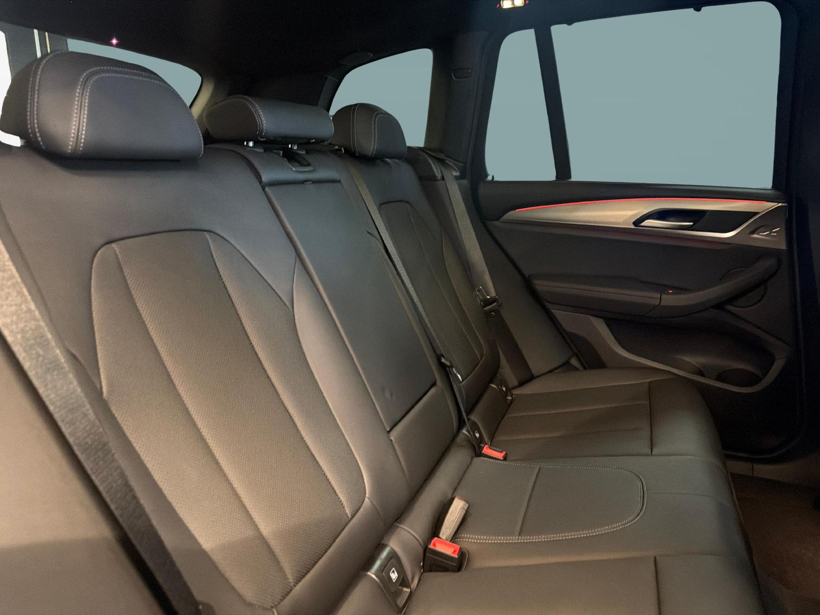 BMW X3 20d xDrive20d-image-16