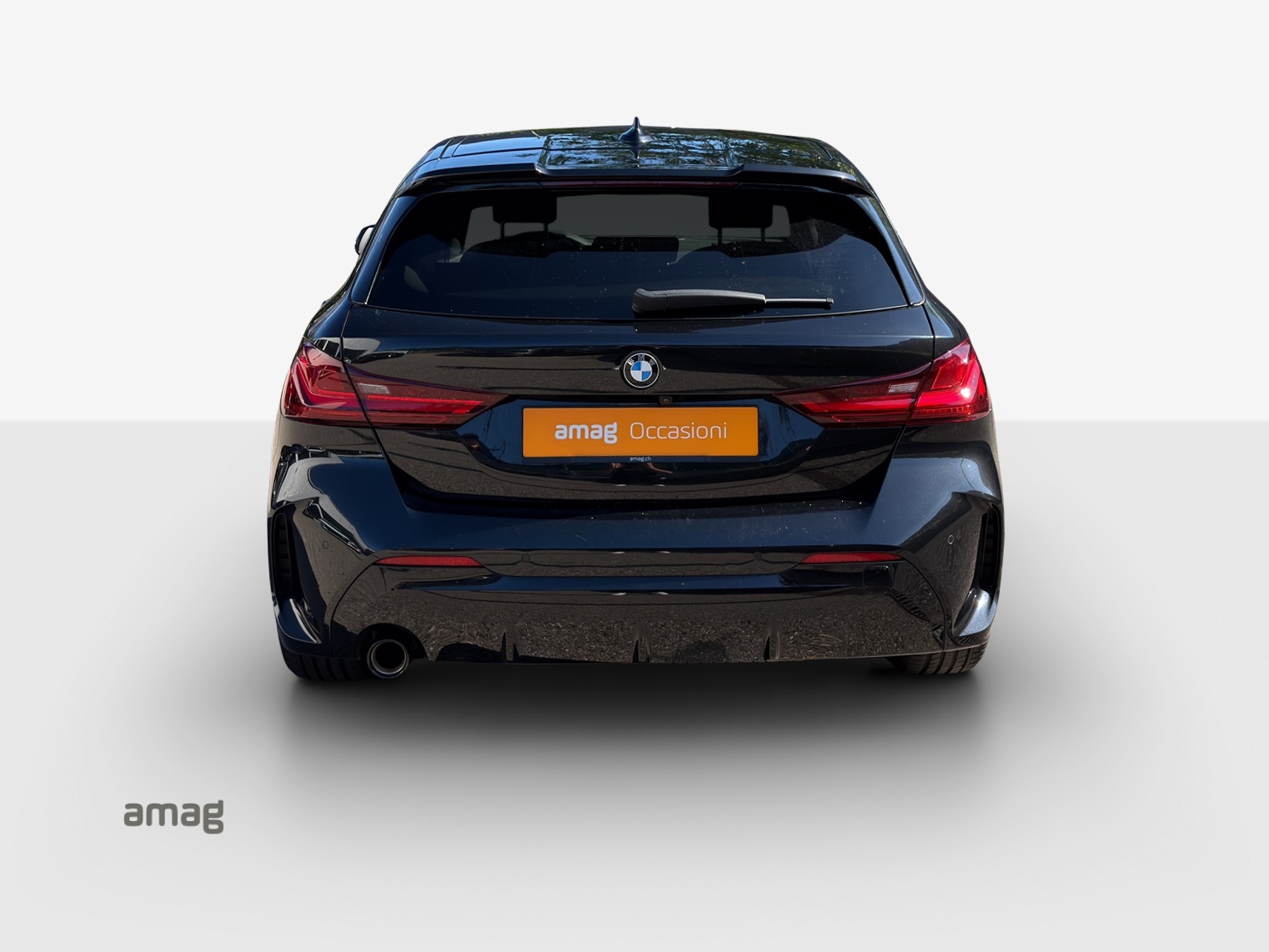 BMW 118i Pure M Sport Steptronic-image-3