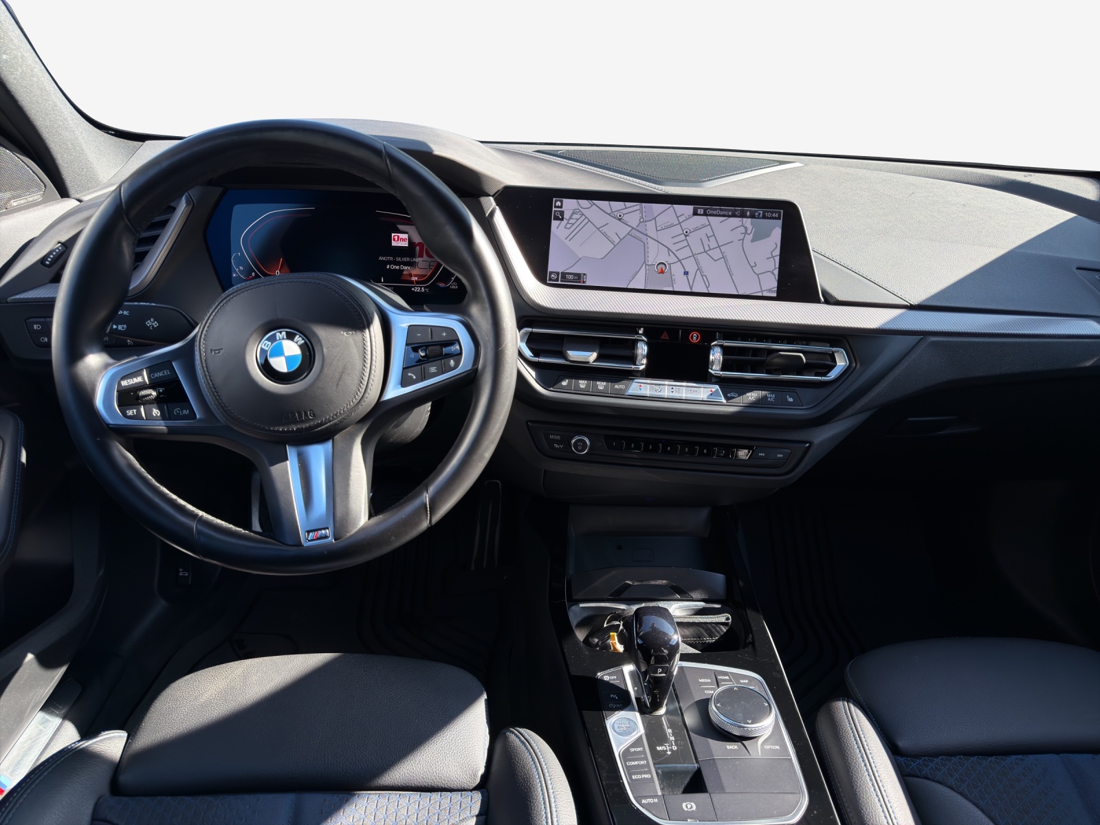 BMW 118i Pure M Sport Steptronic-image-8
