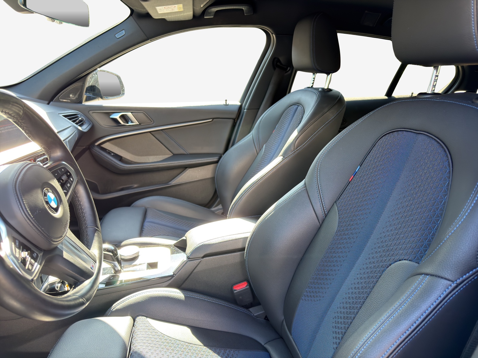 BMW 118i Pure M Sport Steptronic-image-7