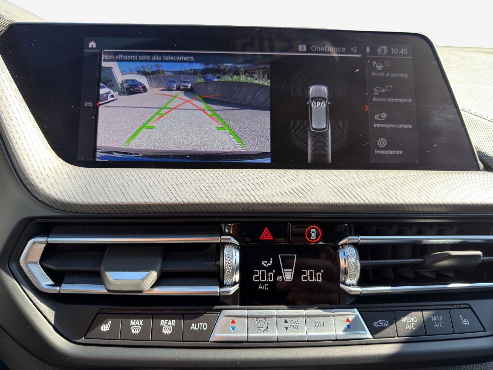 BMW 118i Pure M Sport Steptronic-image-13
