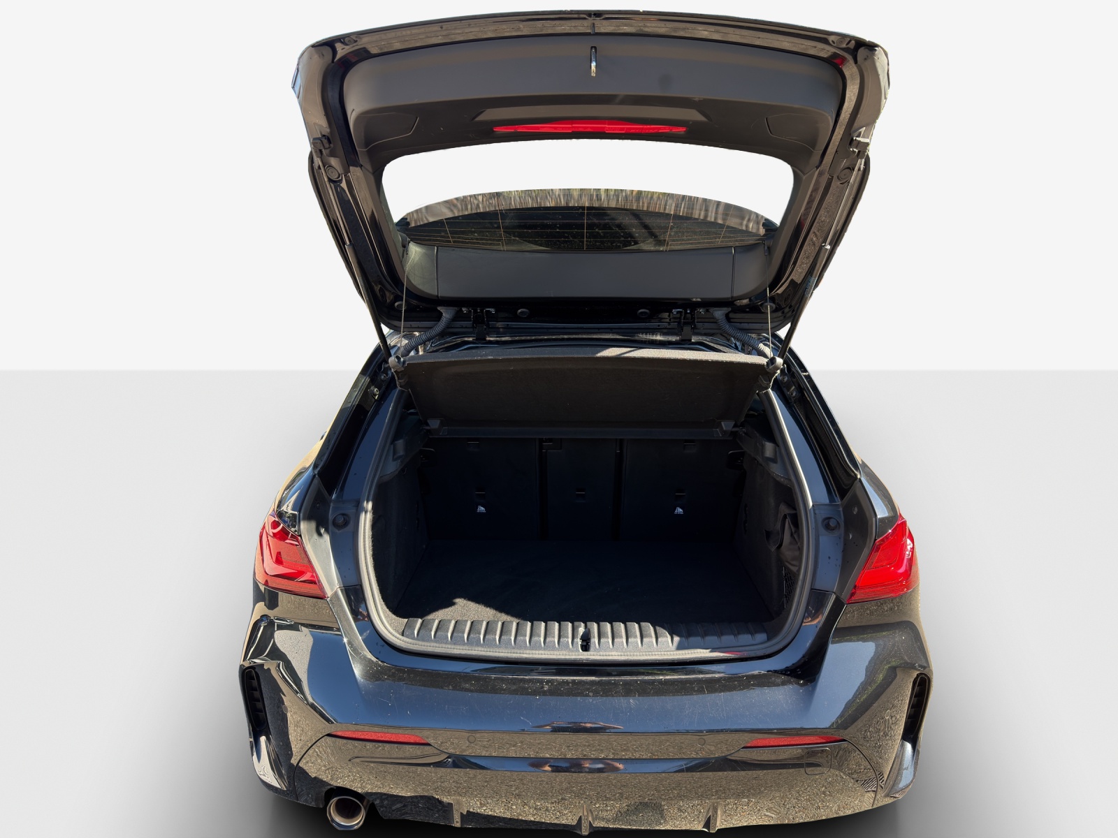 BMW 118i Pure M Sport Steptronic-image-12