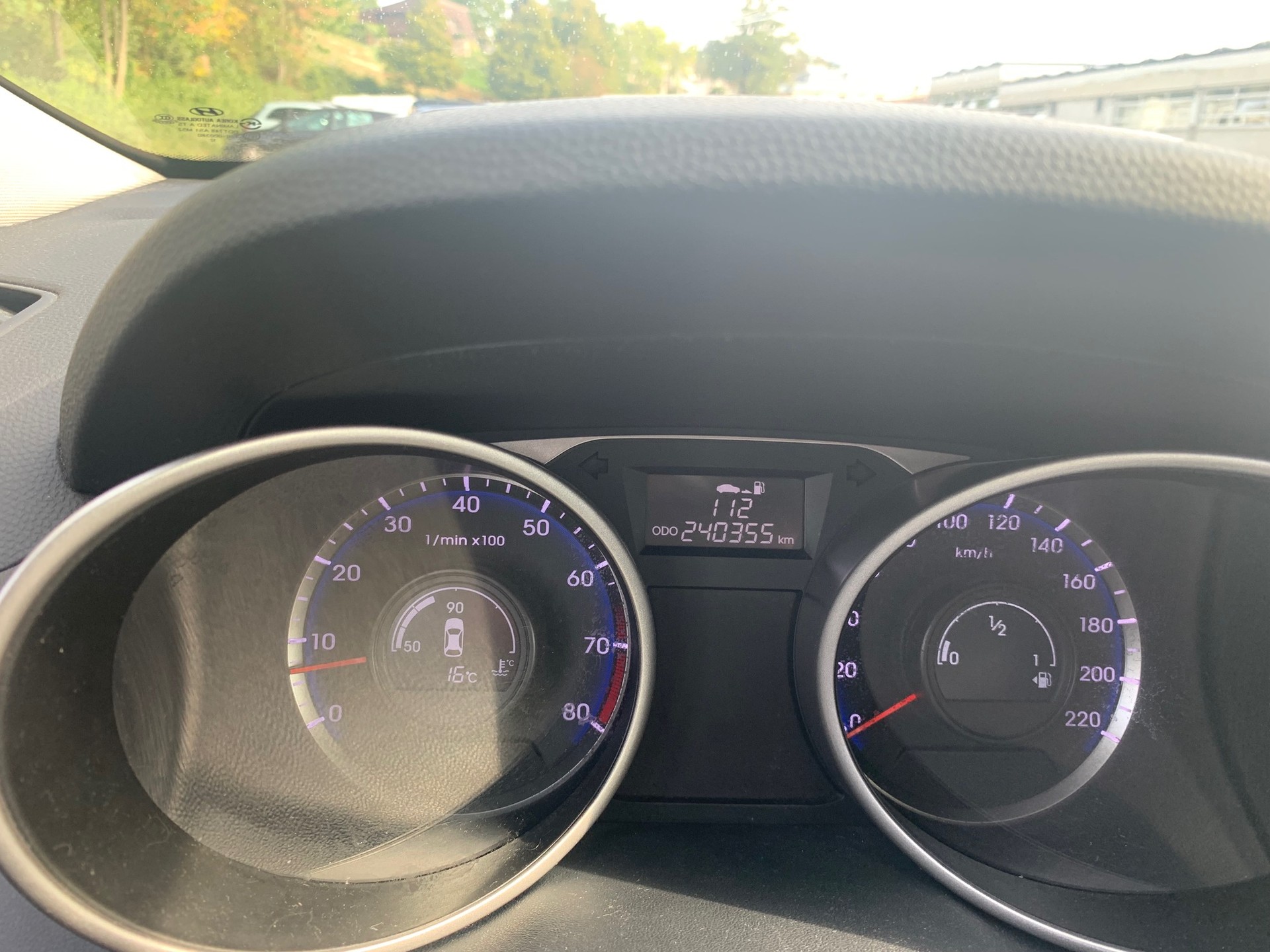 HYUNDAI iX 35 2.0 Premium 4WD-image-10