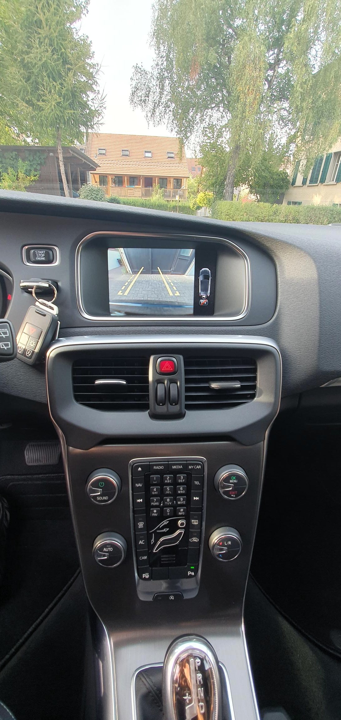 VOLVO V40 T4 Kinetic Powershift-image-9